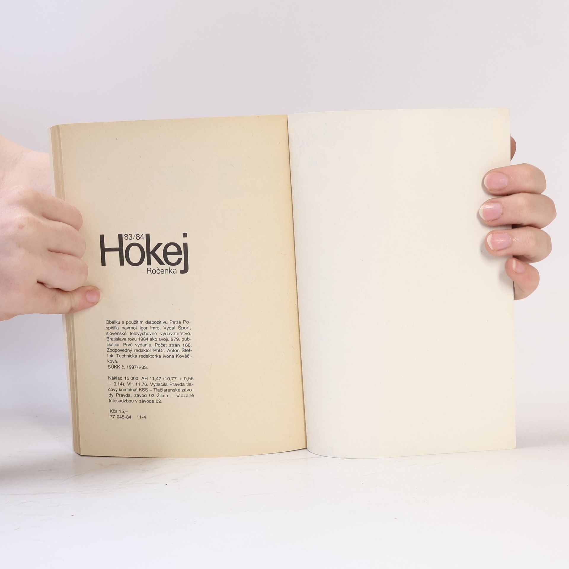 Autorenkollektiv Hokej ročenka 83/84