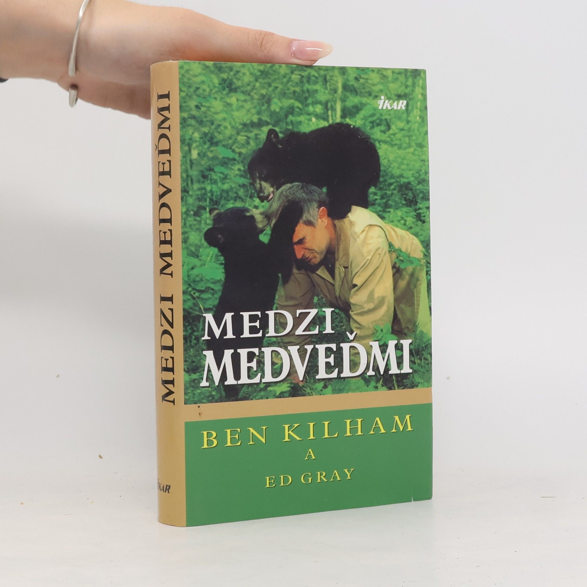Ed Gray Medzi medveďmi