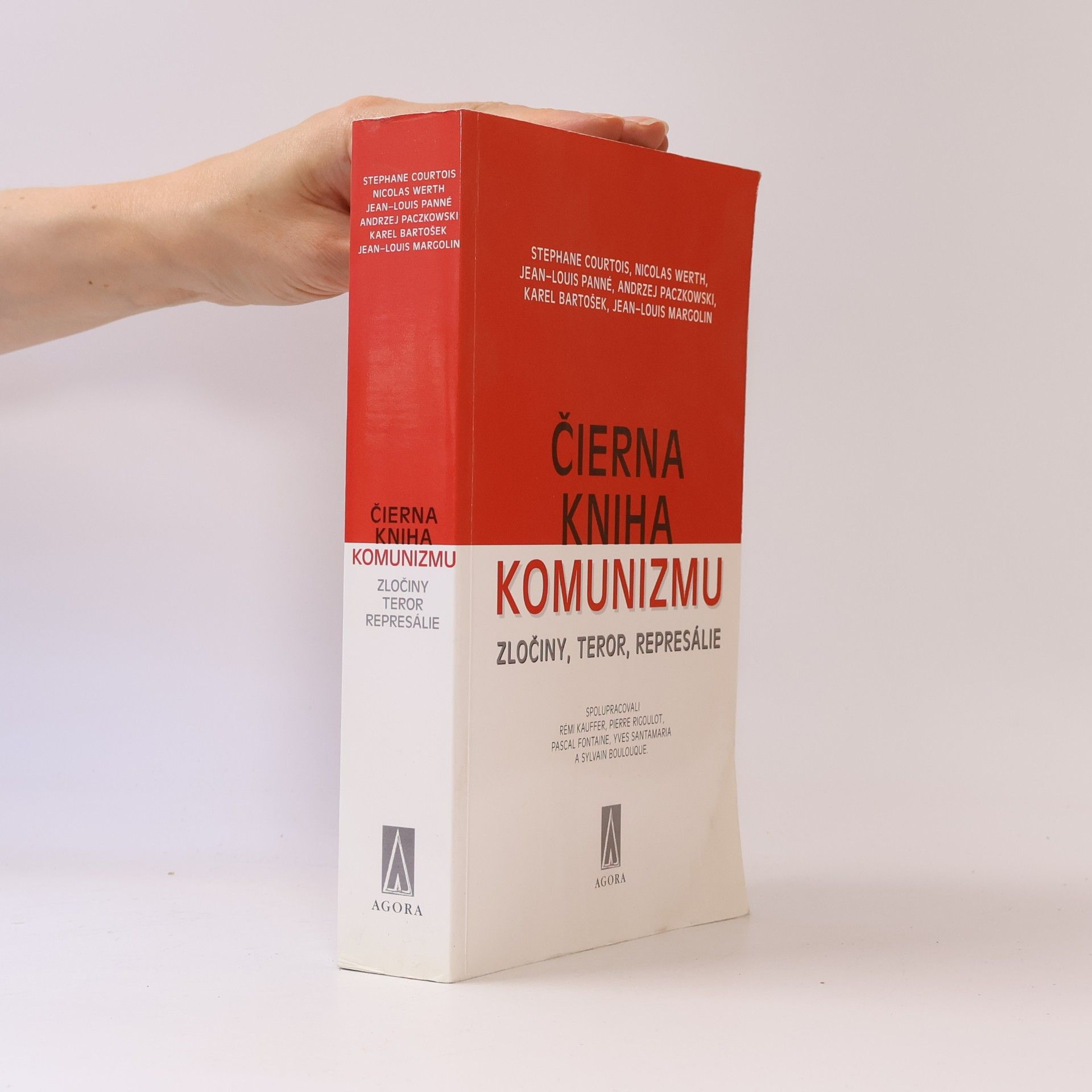 Stéphane Courtois Čierna kniha komunizmu