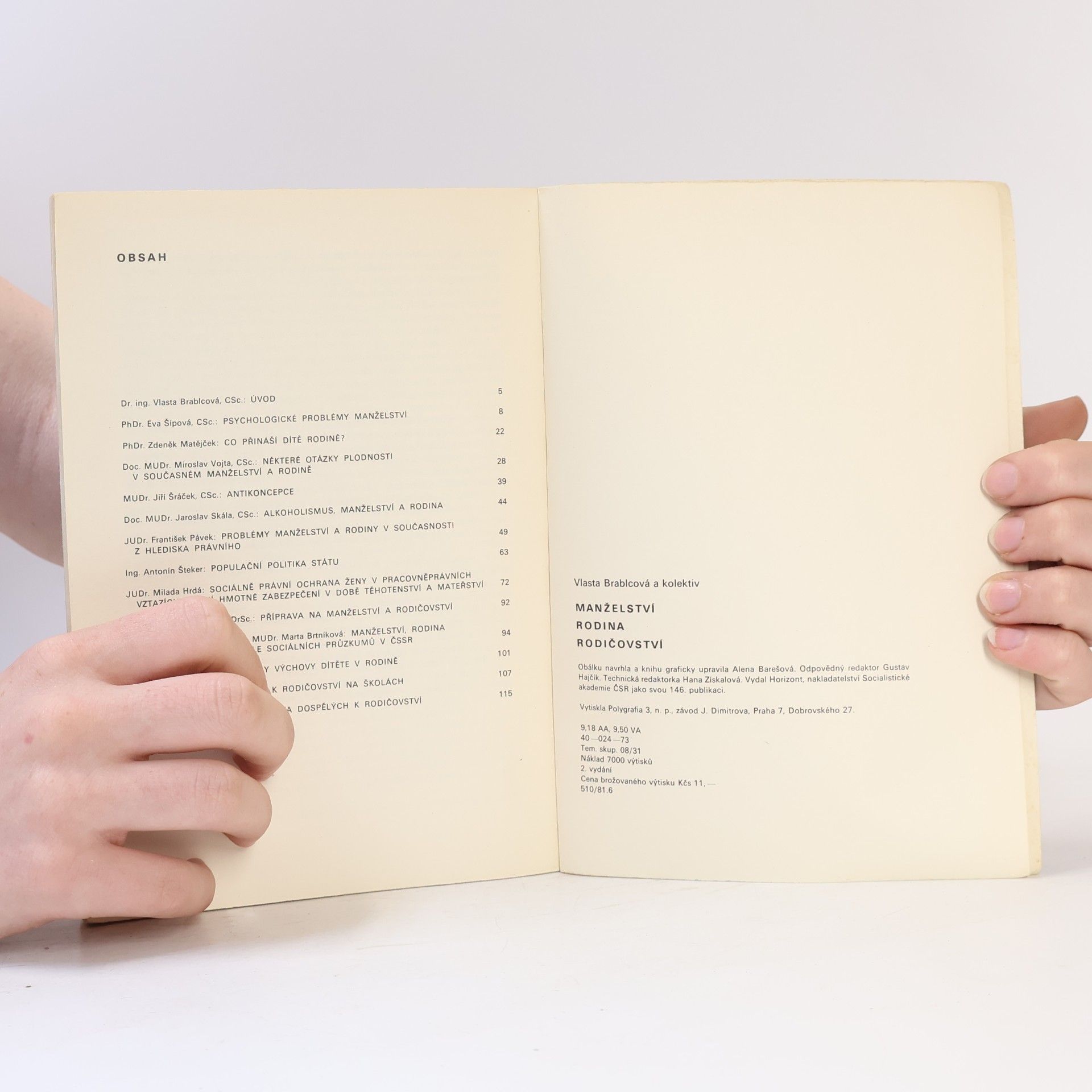 Various authors Manželství, rodina, rodičovství