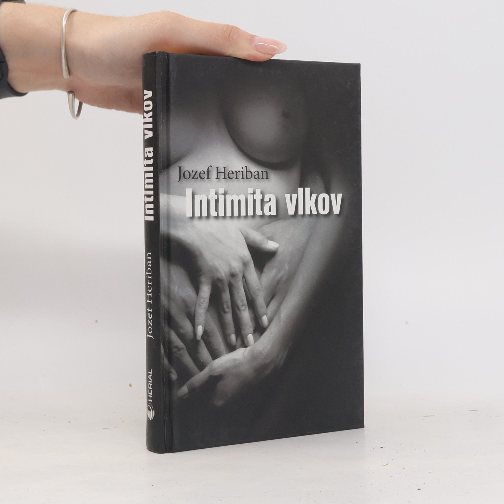 Intimita vlkov