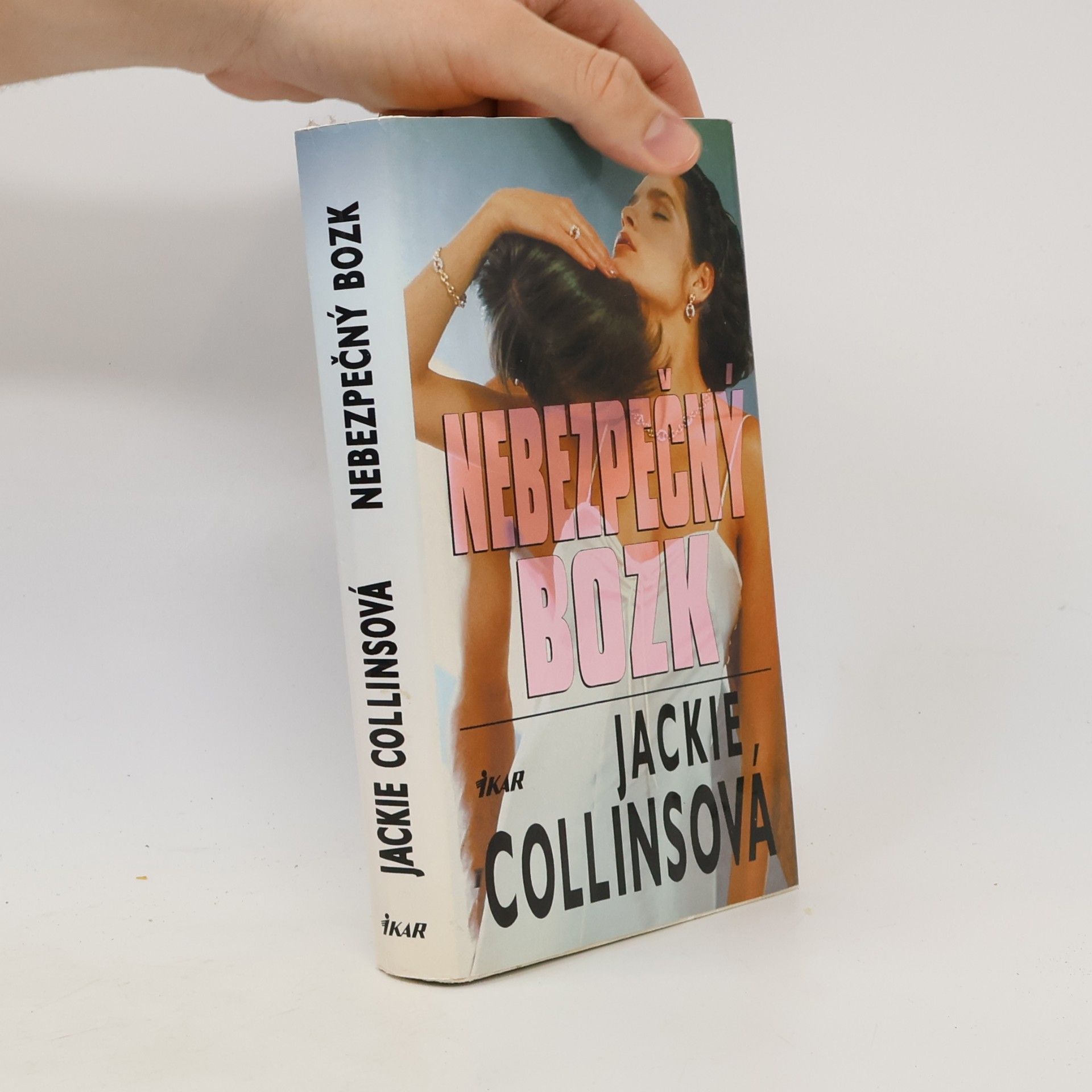 Jackie Collins Nebezpečný bozk