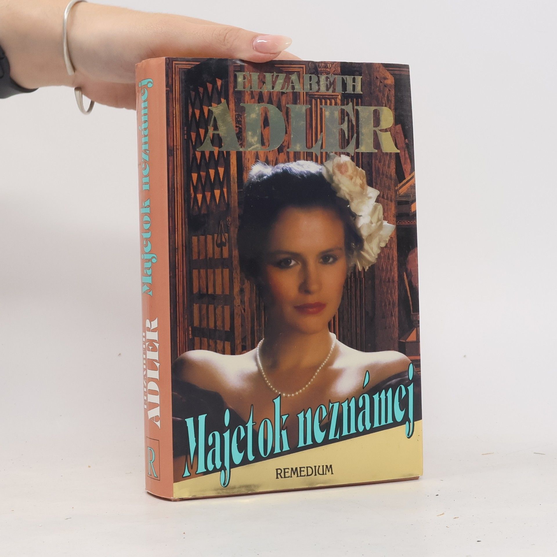 Elizabeth Adler Majetok neznámej