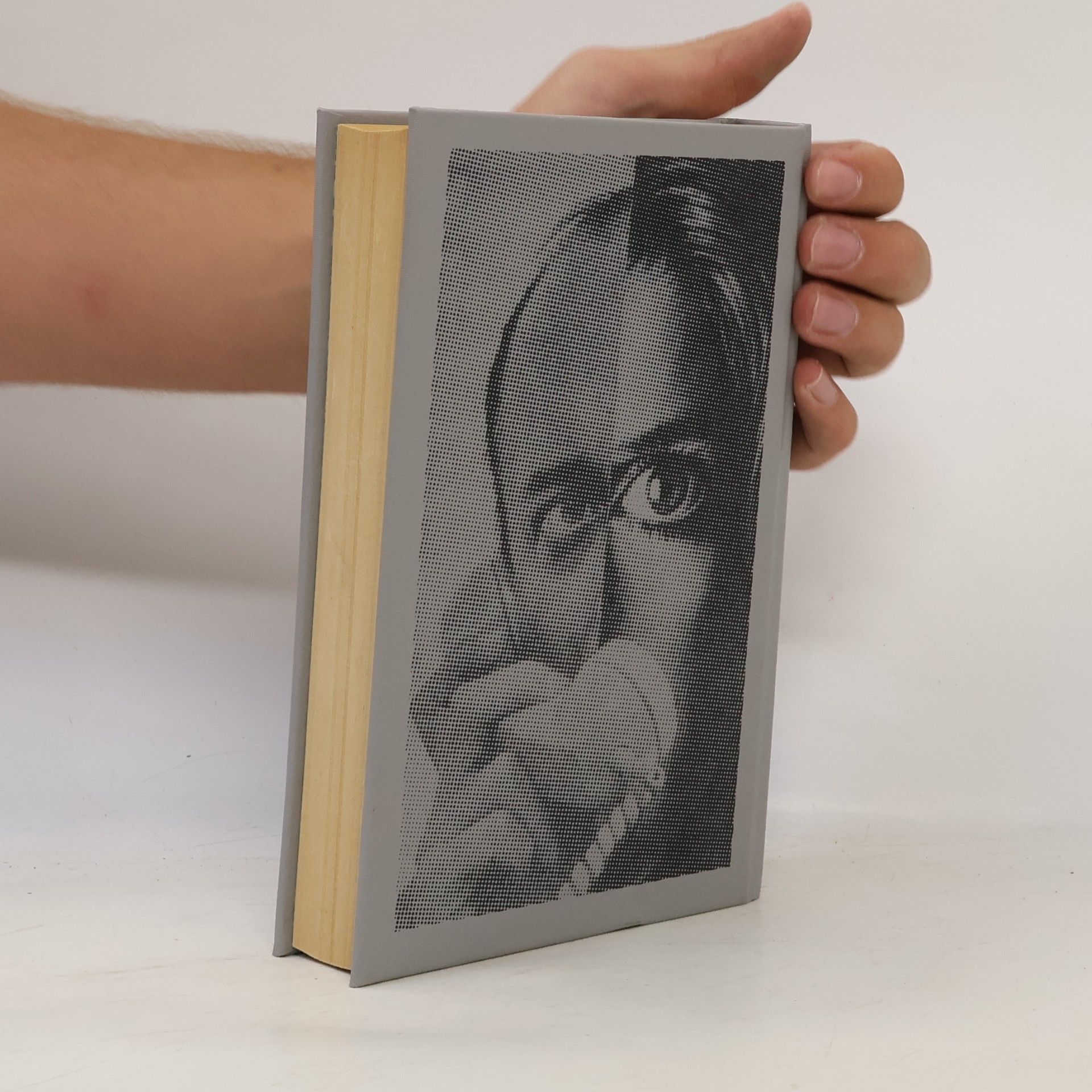 Ross Macdonald Třikrát soukromý detektiv Lew Archer