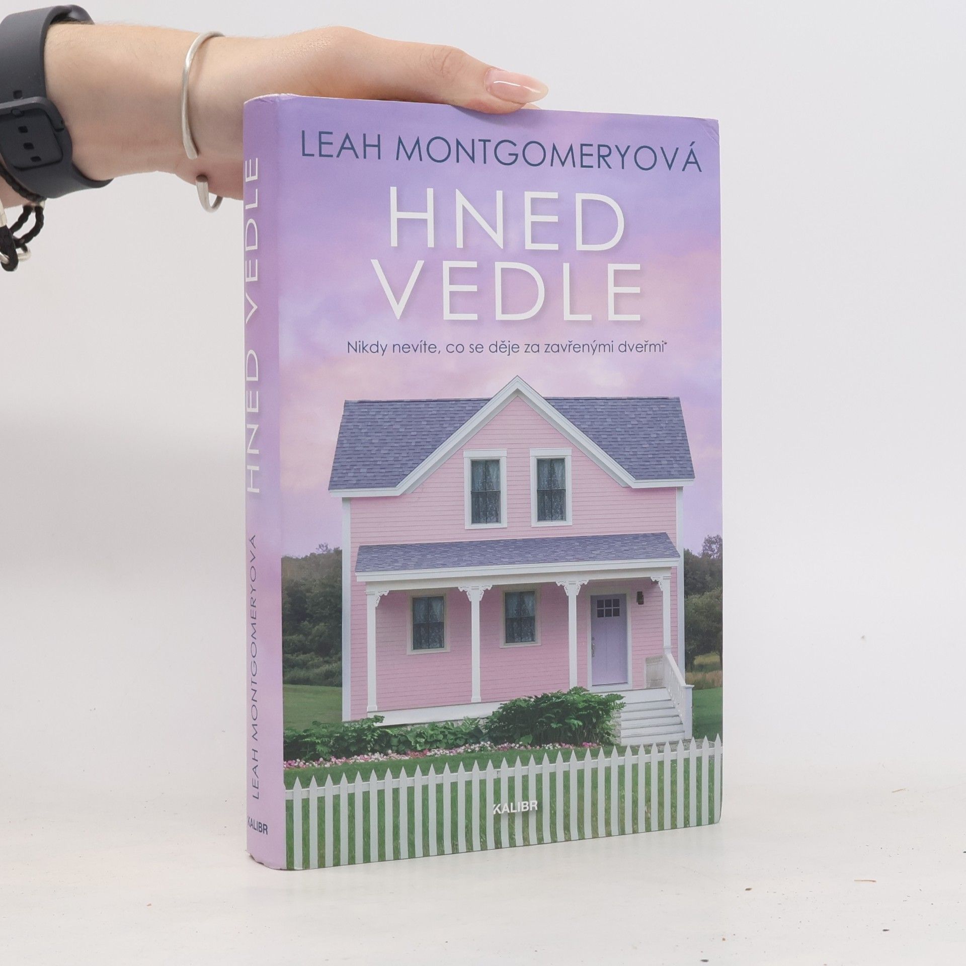 Hned vedle