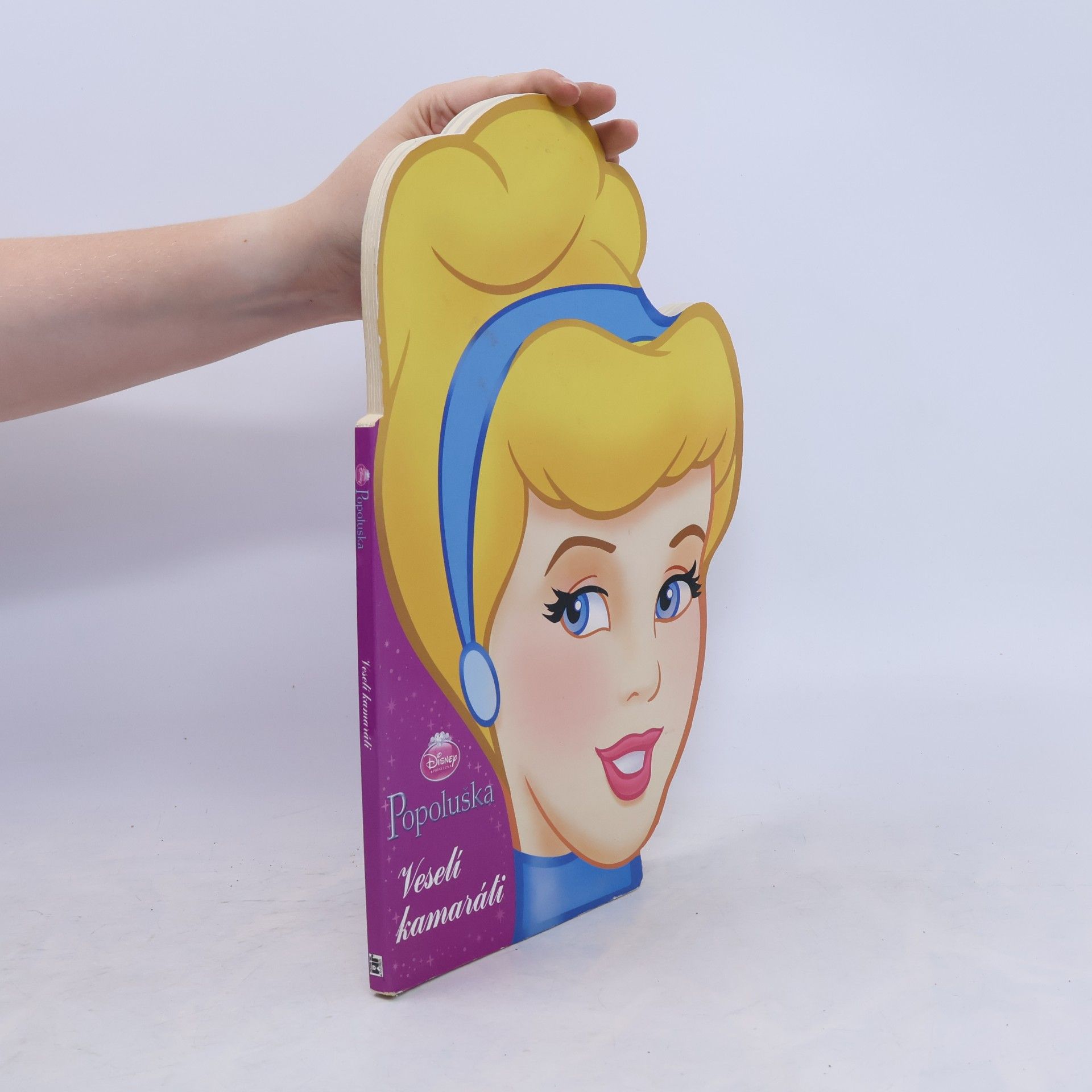 Walt Disney Popoluška. Veselí kamaráti
