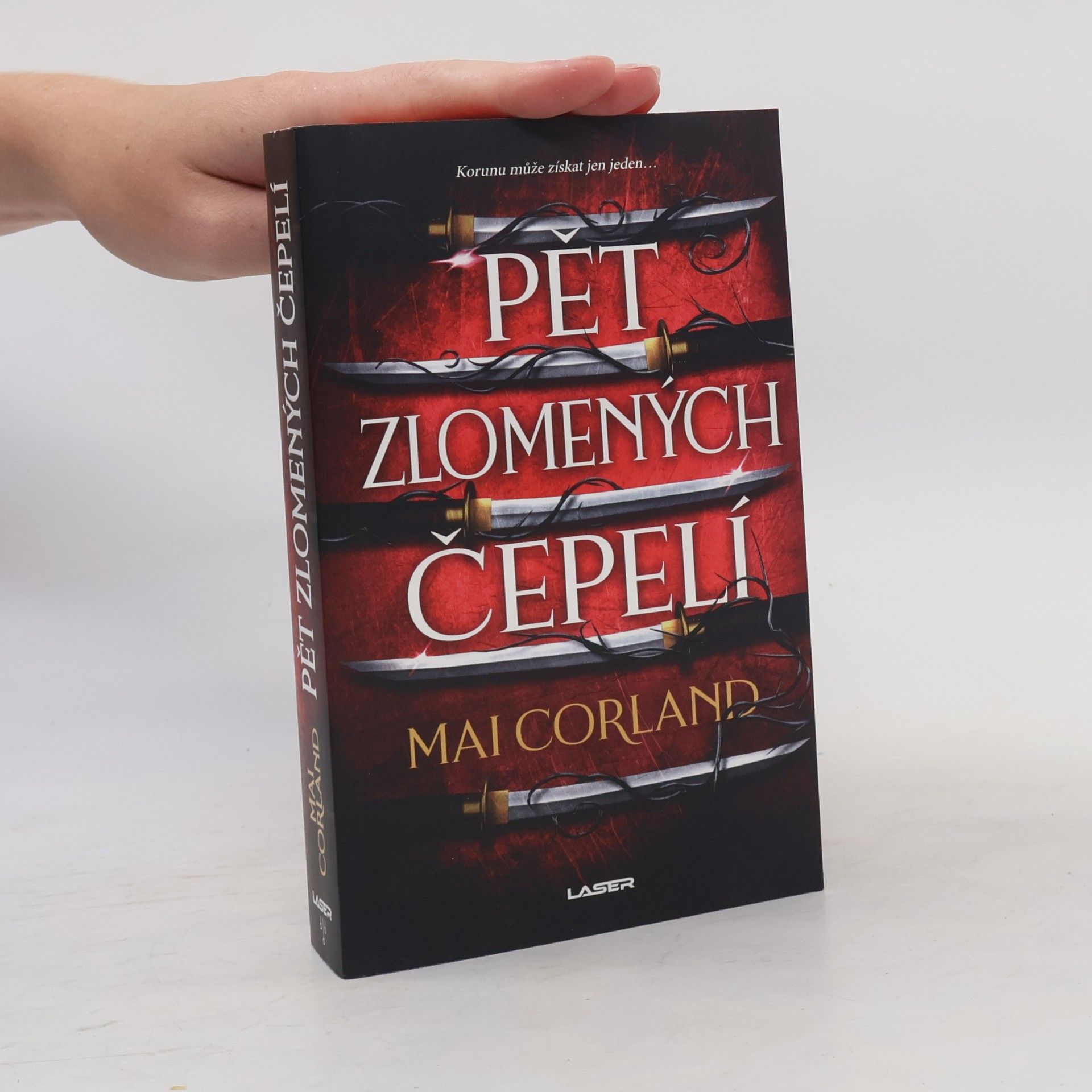 Mai Corland Pět zlomených čepelí