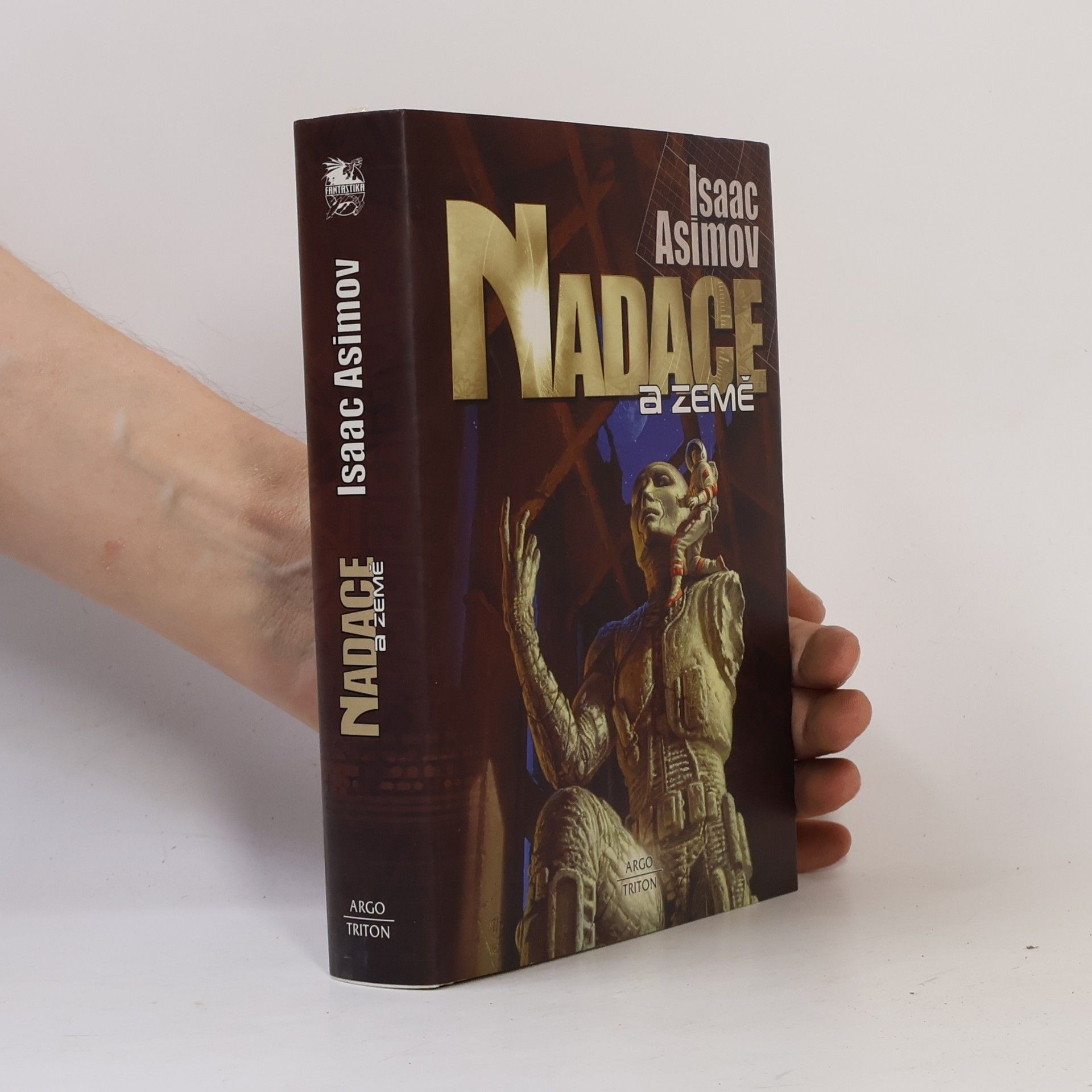 Isaac Asimov Nadace a Země