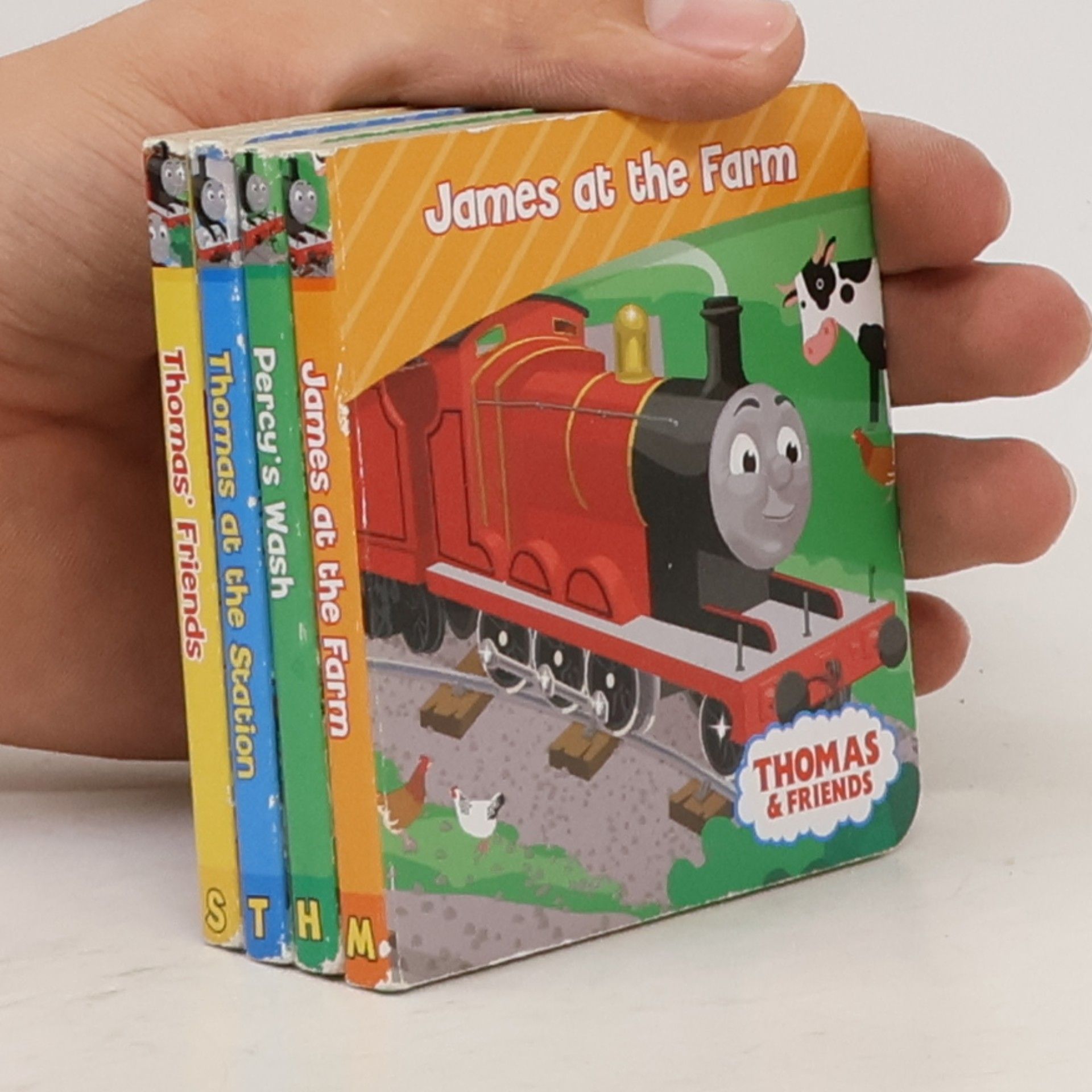 Various authors Thomas & Friends. James at the Farm. Percy's Wash. Thomas at the Station. Thomas' Friends