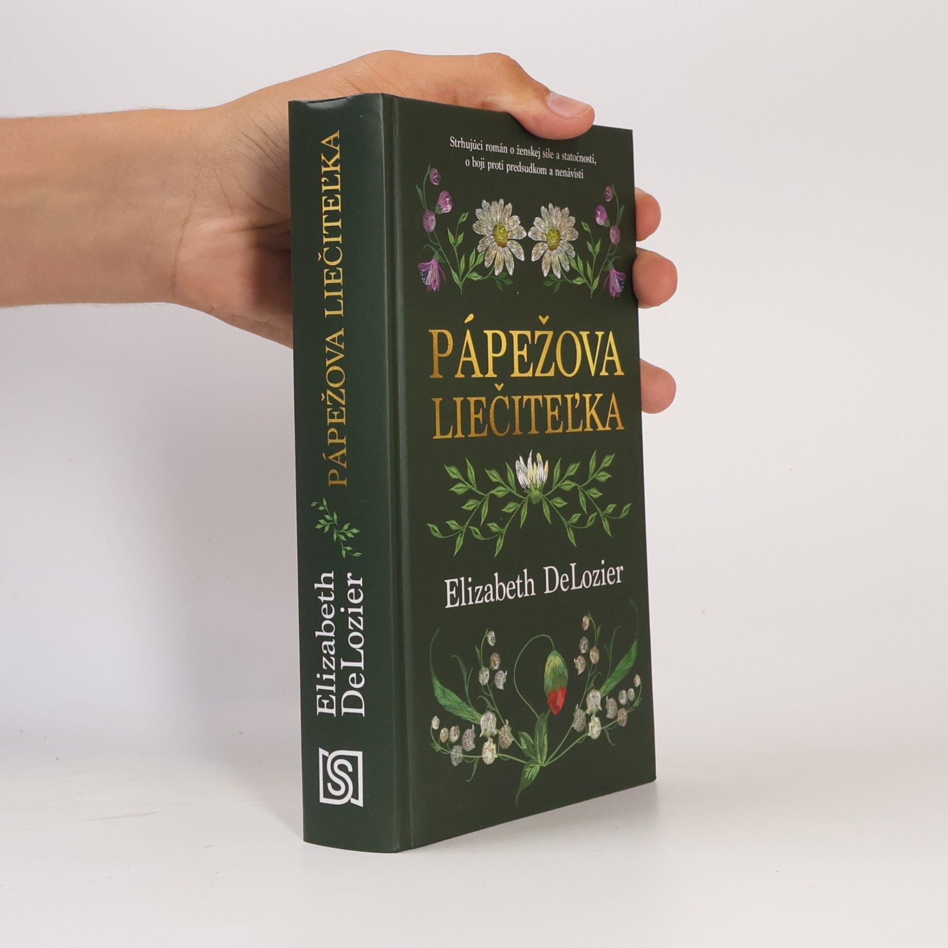 Nina Mikušová Pápežova liečiteľka