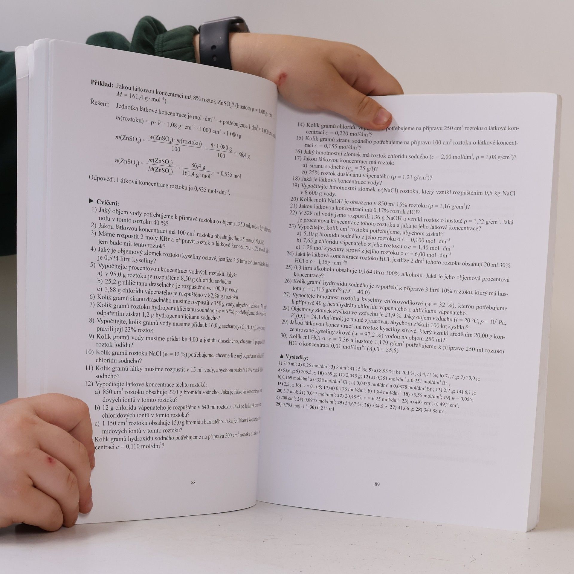 Eva Streblová Souhrnné texty z chemie I.