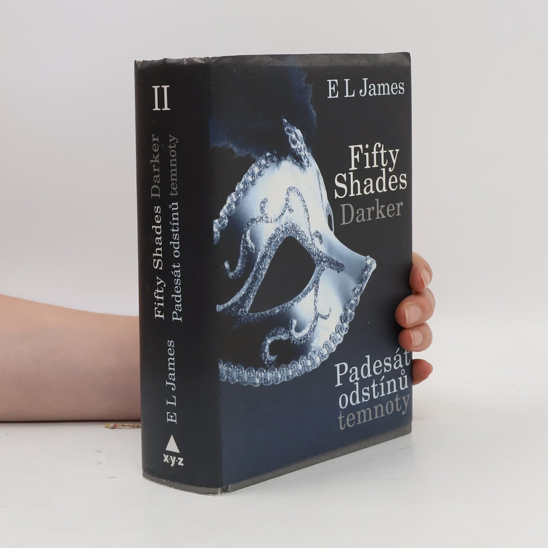 E L James Padesát odstínů temnoty
