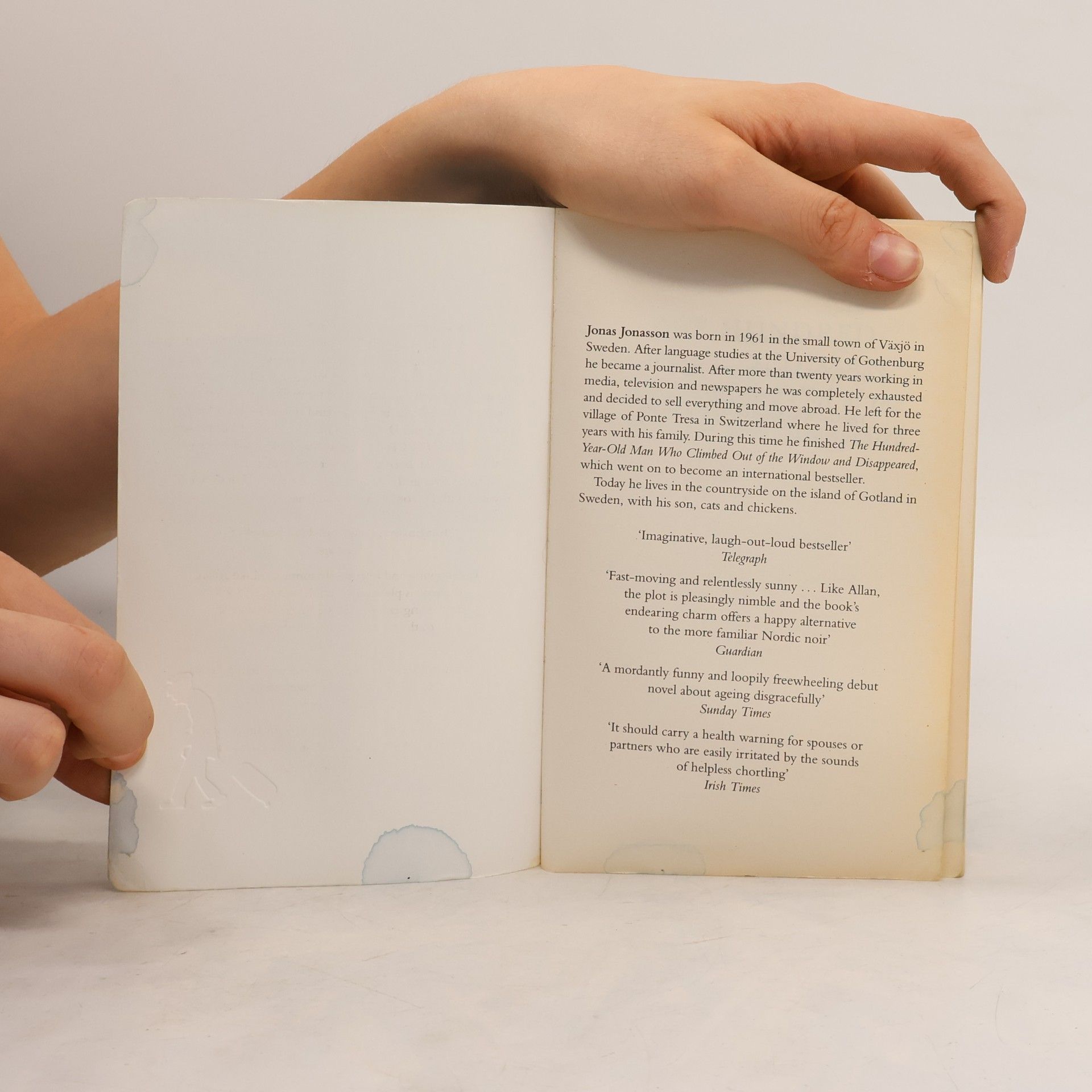 Jonas Jonasson The hundred year old man who climbed out of the window and disappeared