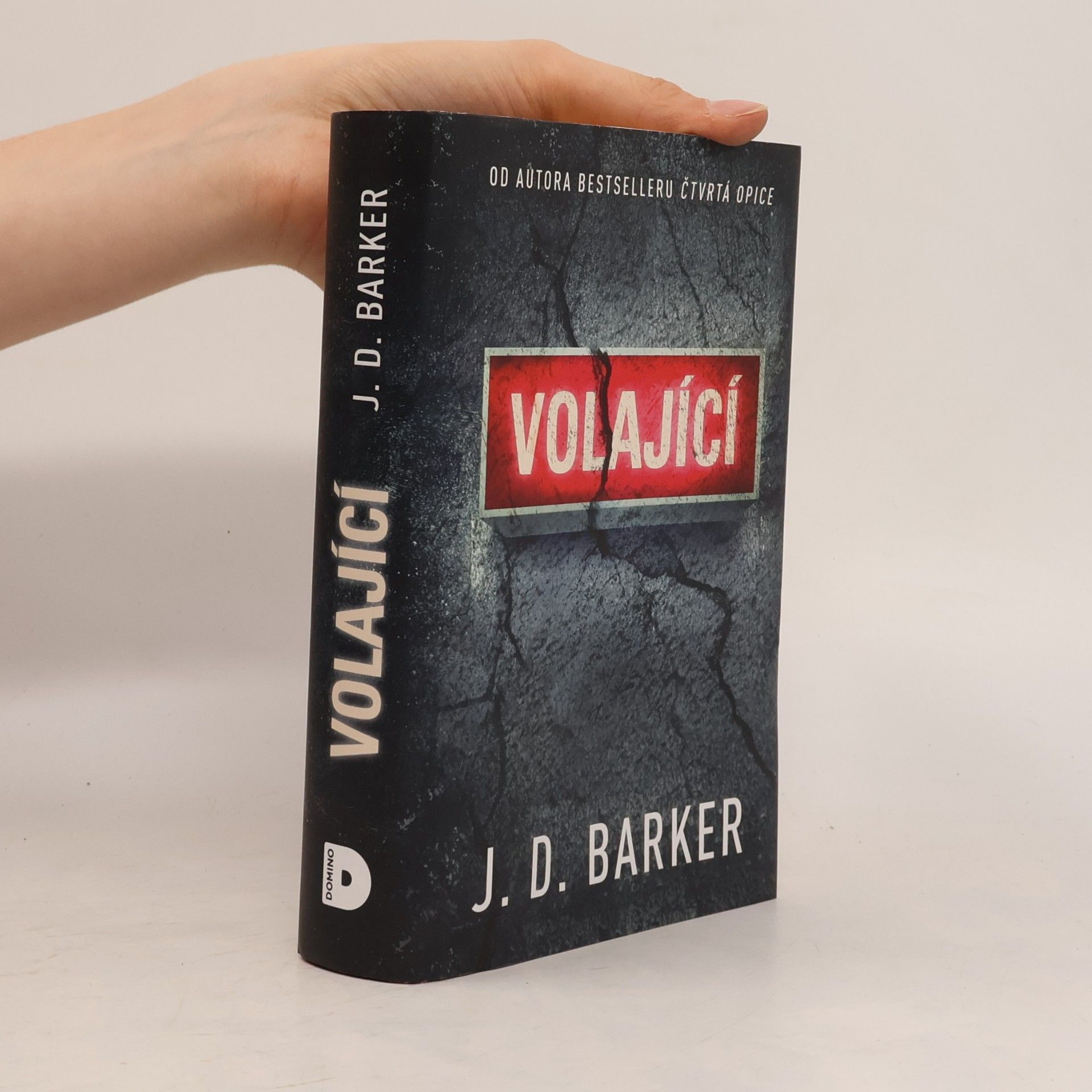 J. D. Barker Volající