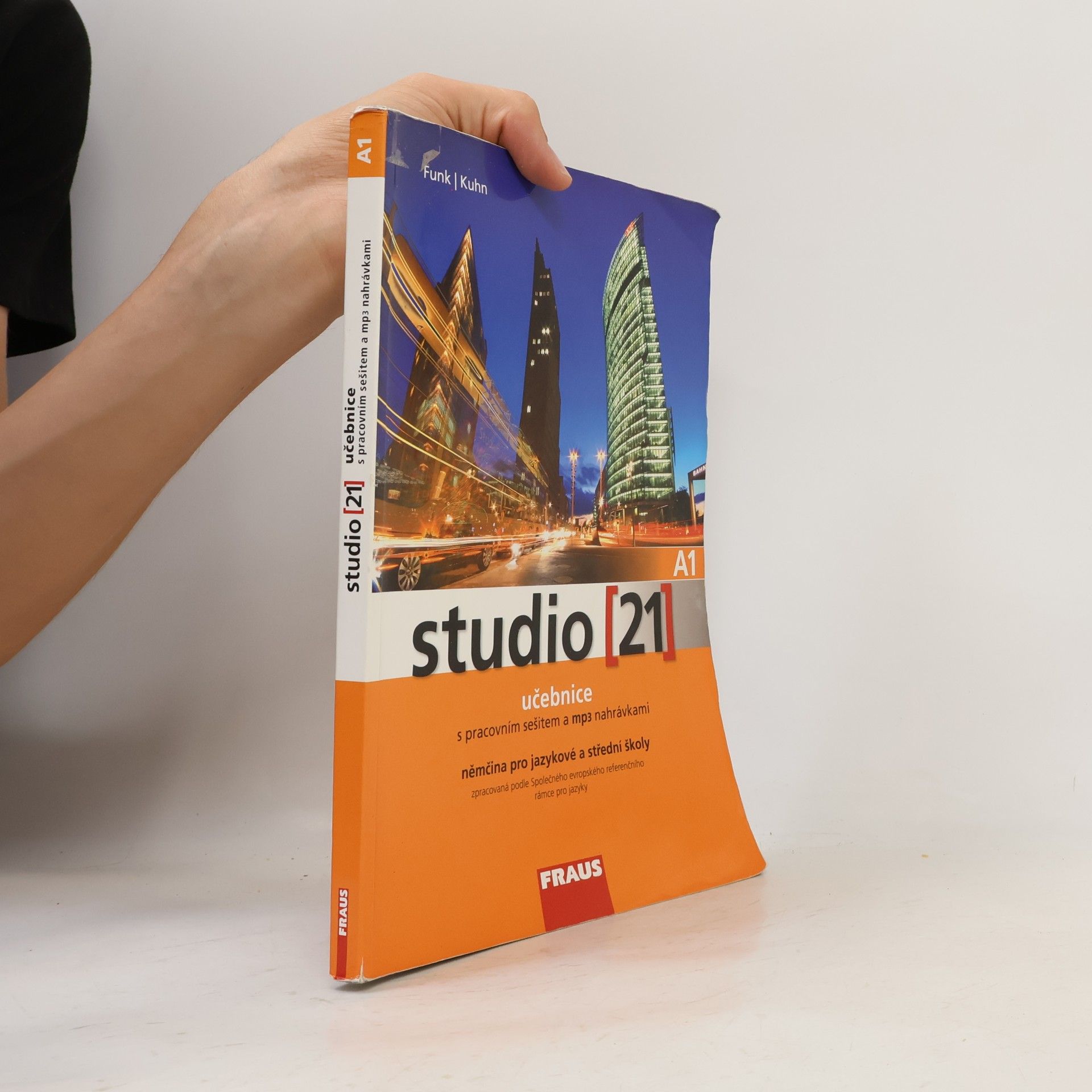 Christina Kuhn Studio 21 A1. Učebnice s pracovním sešitem a MP3 nahrávkami