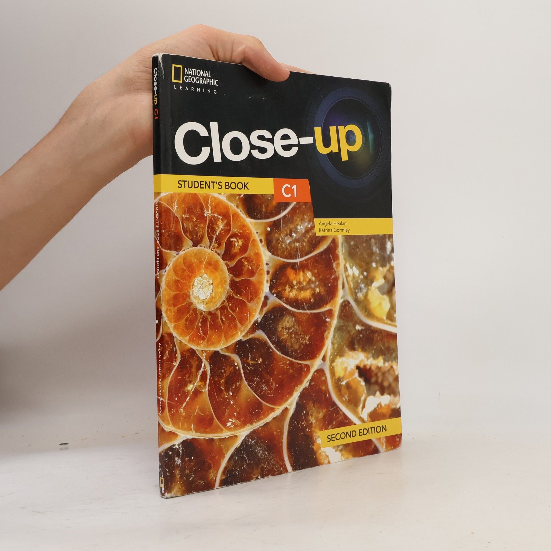 Angela Healan Close-up : C1. Student's book