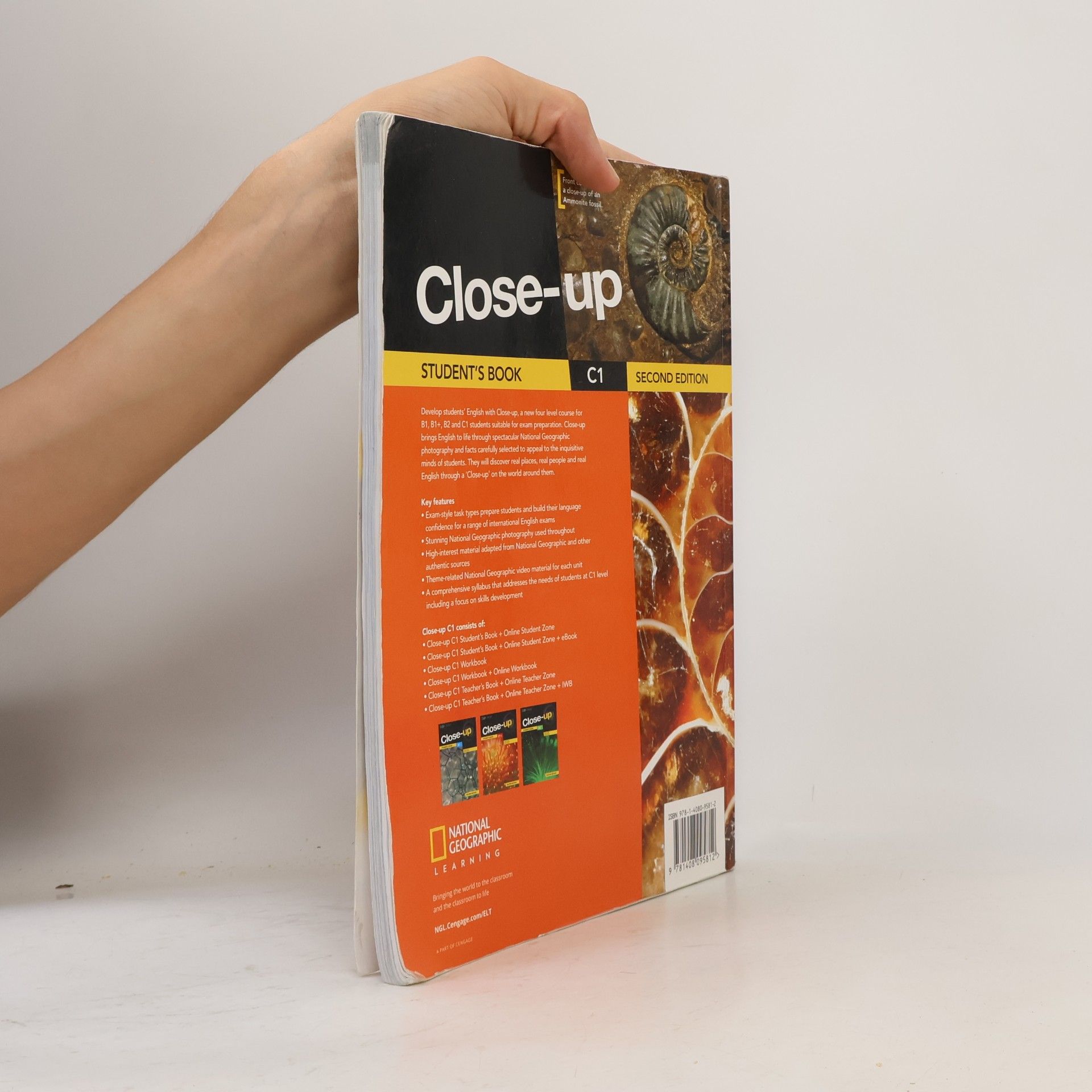 Angela Healan Close-up : C1. Student's book