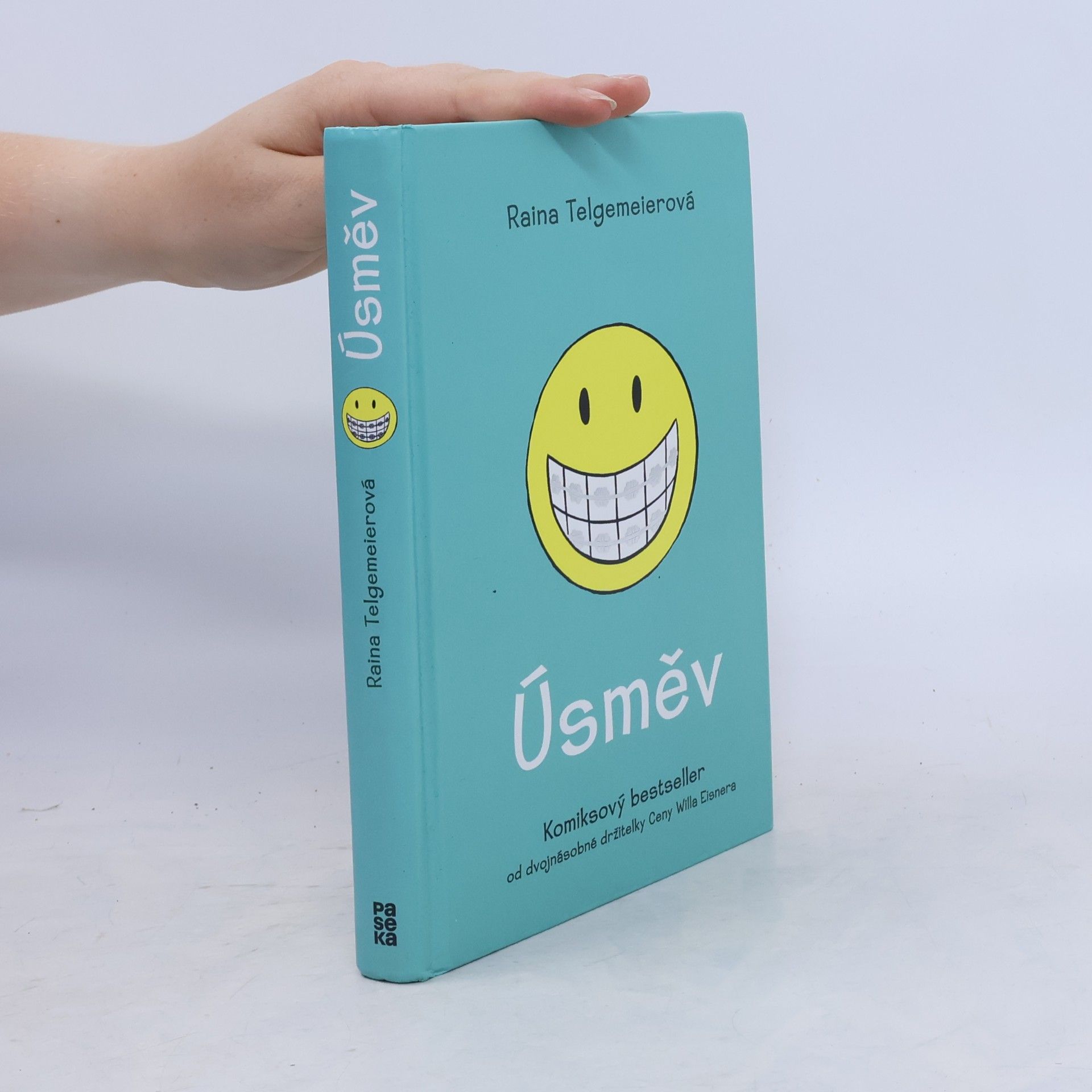 Raina Telgemeier Úsměv
