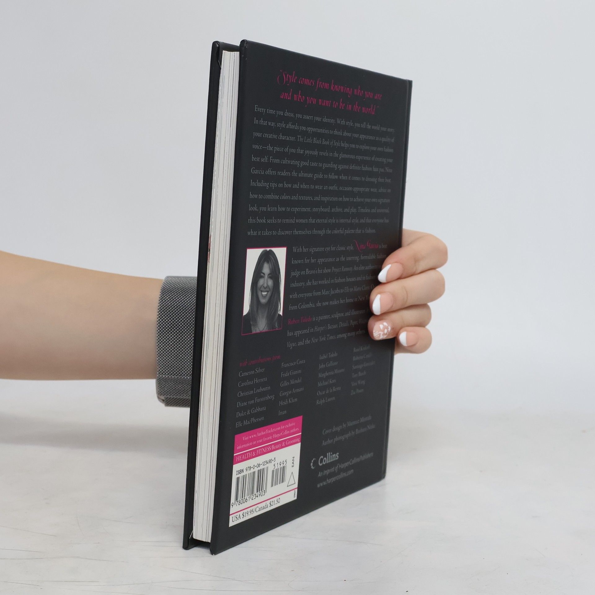 Nina García The little black book of style