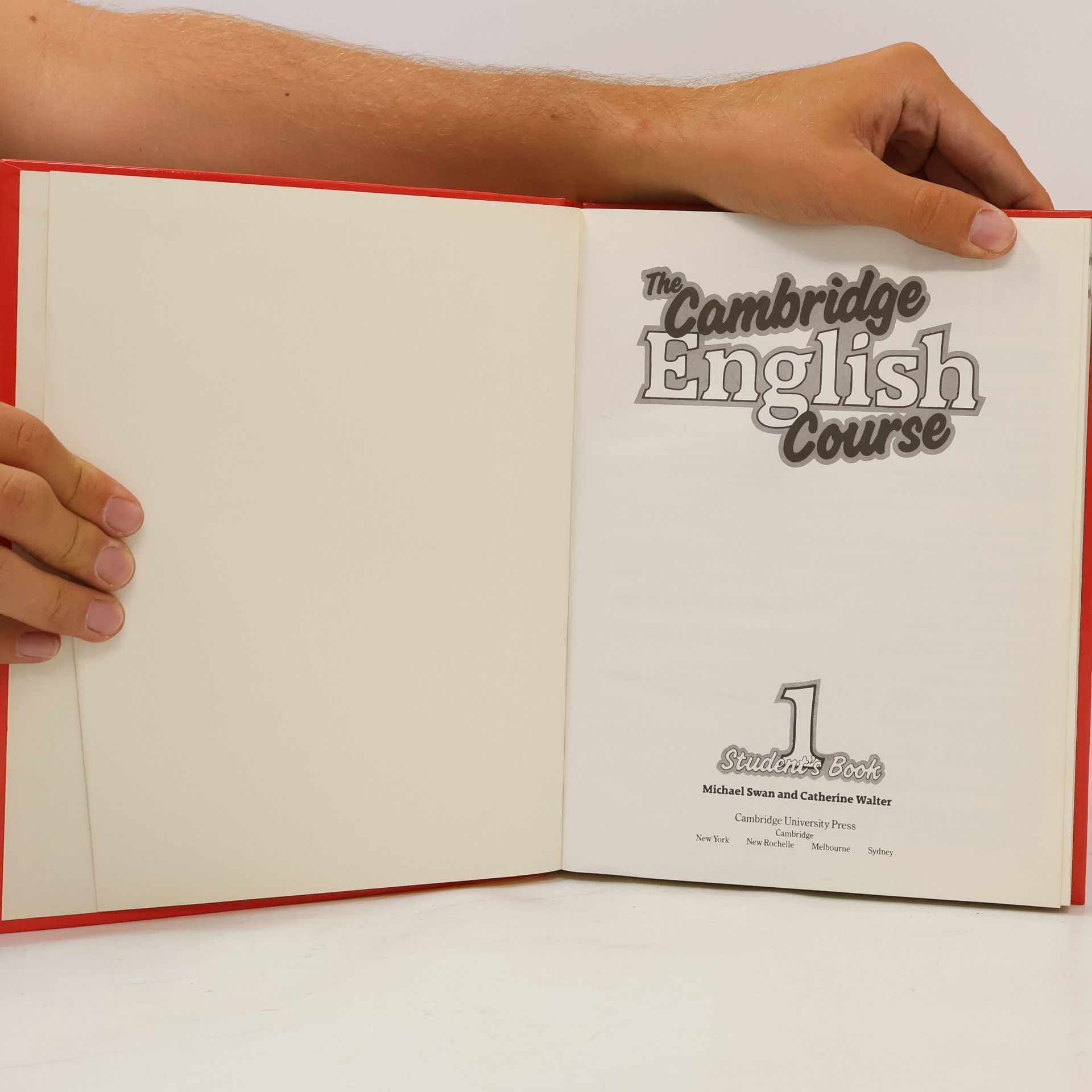Catherine Walter The Cambridge English Course. Student's Book 1