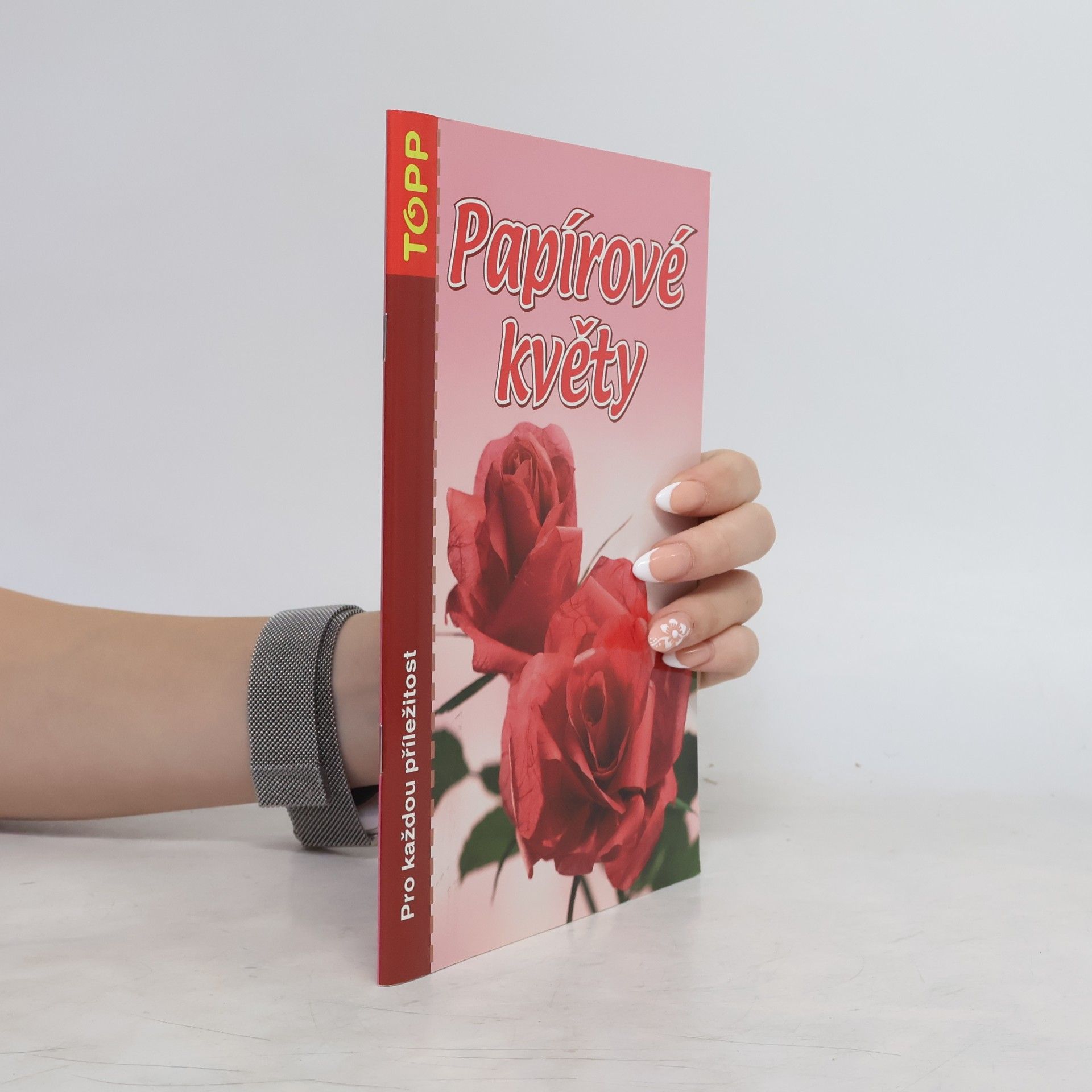 AA.VV. Papírové květy