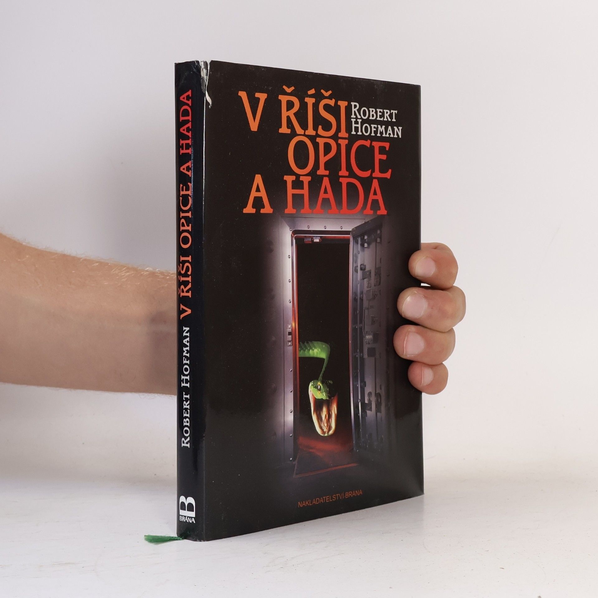 Robert Hofman V říši opice a hada