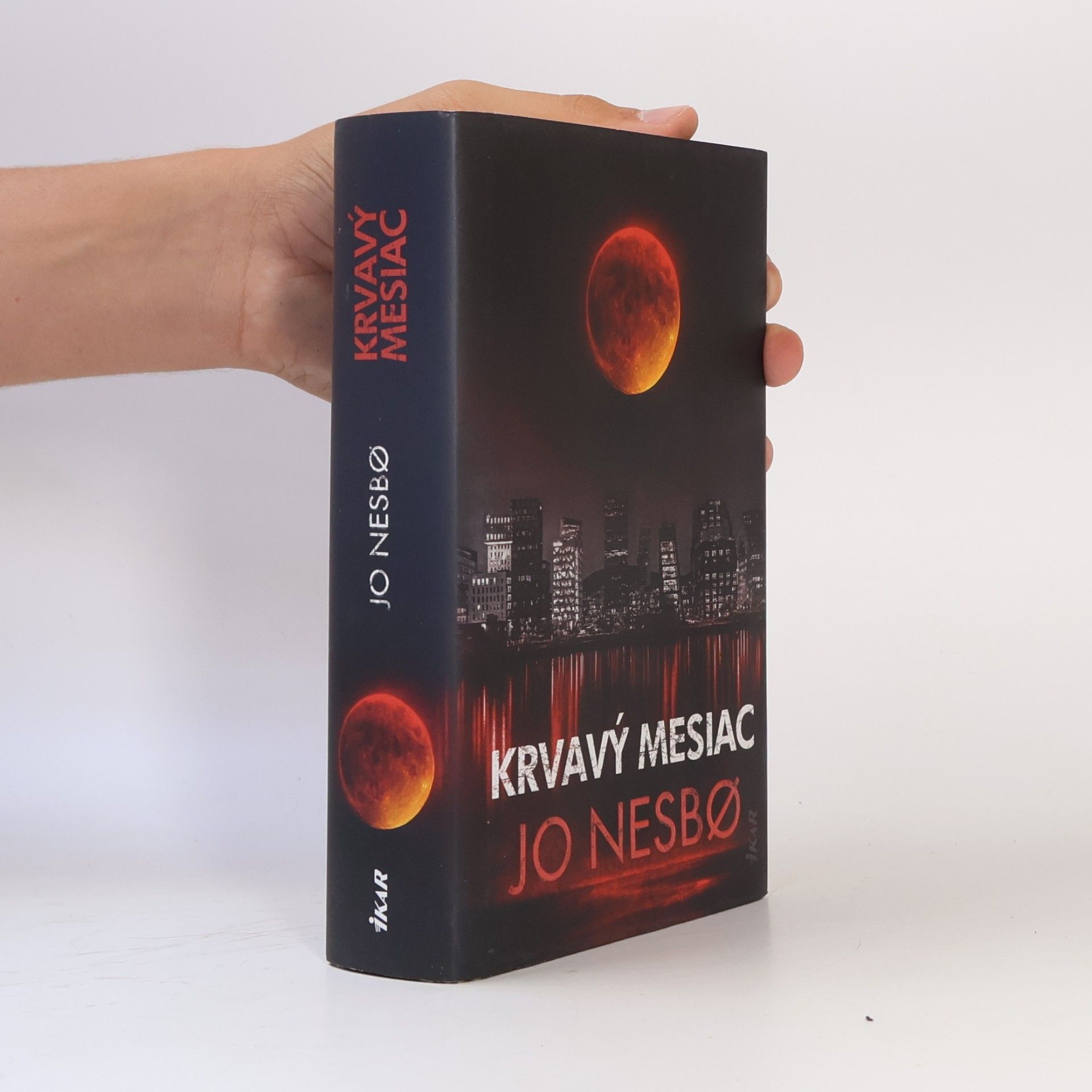 Jo Nesbø Krvavý mesiac