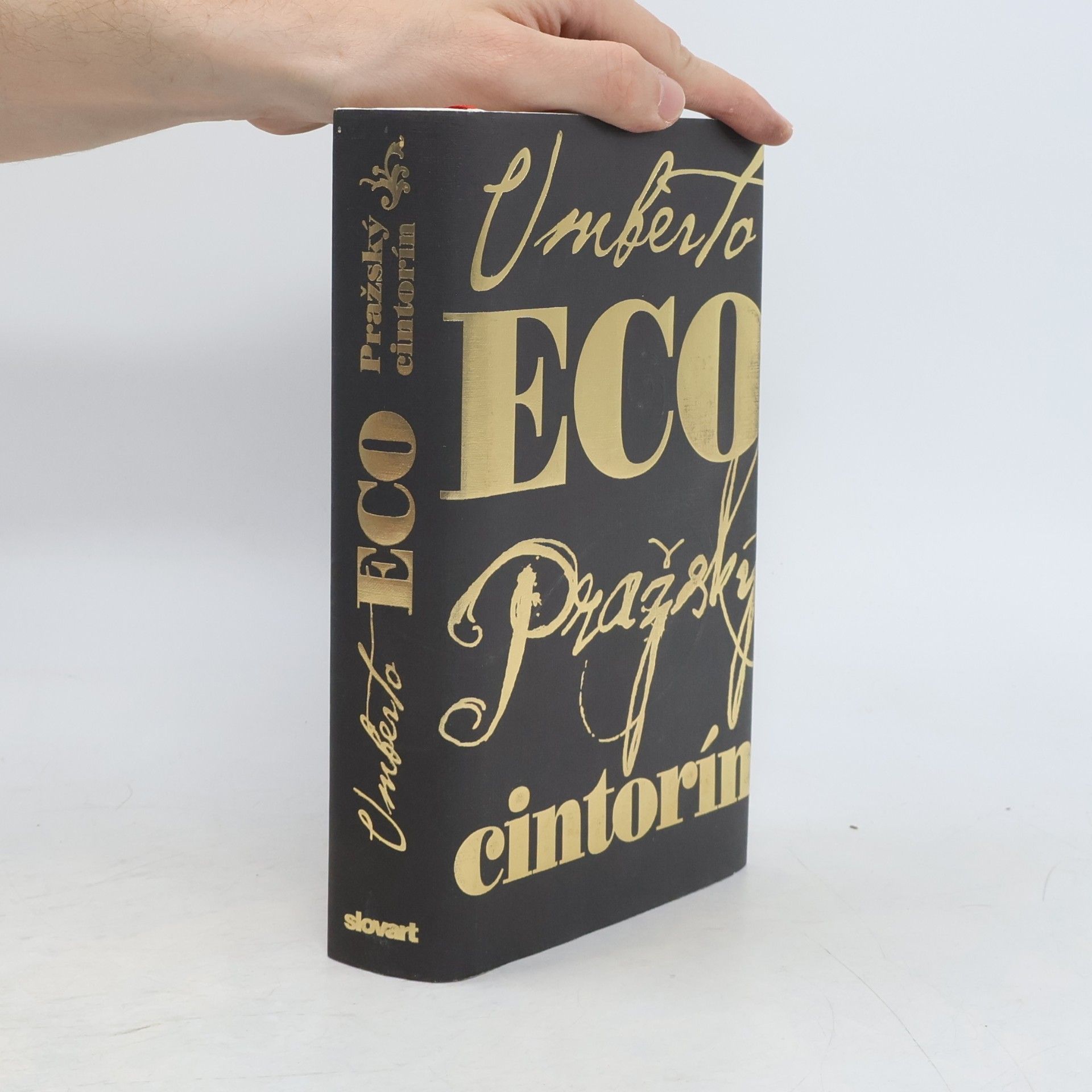 Umberto Eco Pražský cintorín
