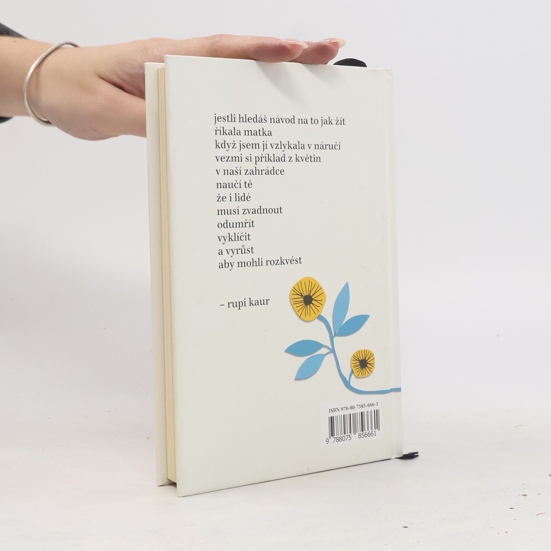 Rupi Kaur Květy slunce