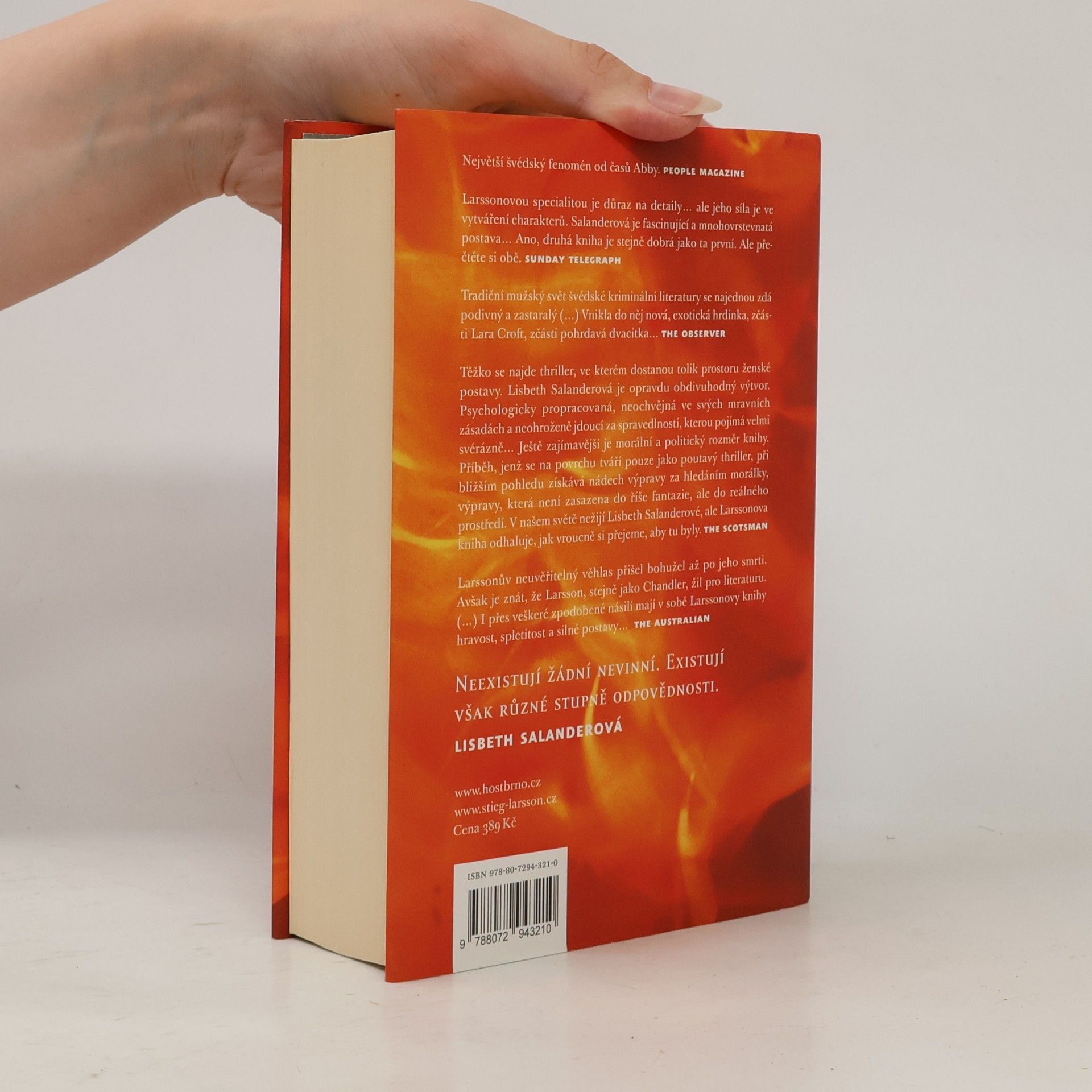 Stieg Larsson Dívka, která si hrála s ohněm