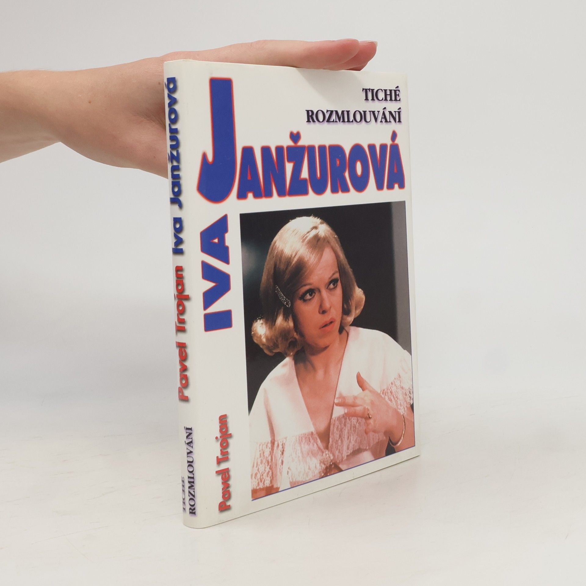 Iva Janžurová