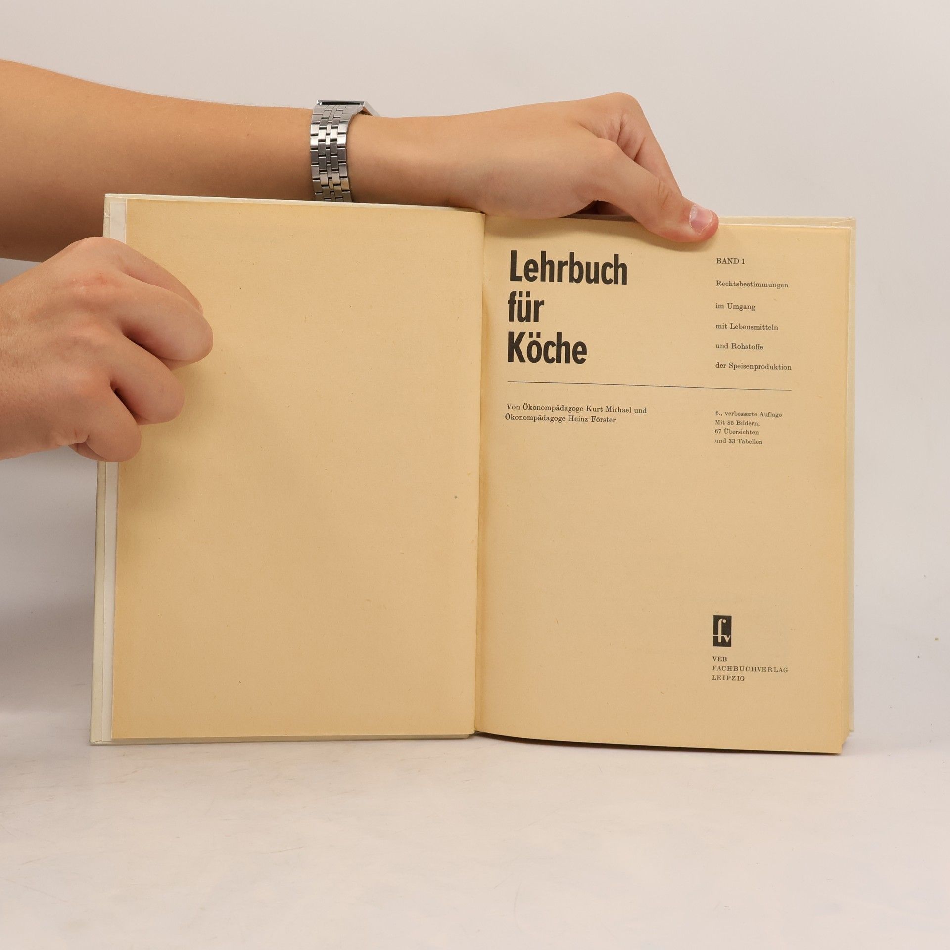 Various authors Lehrbuch für Köche. Band 1