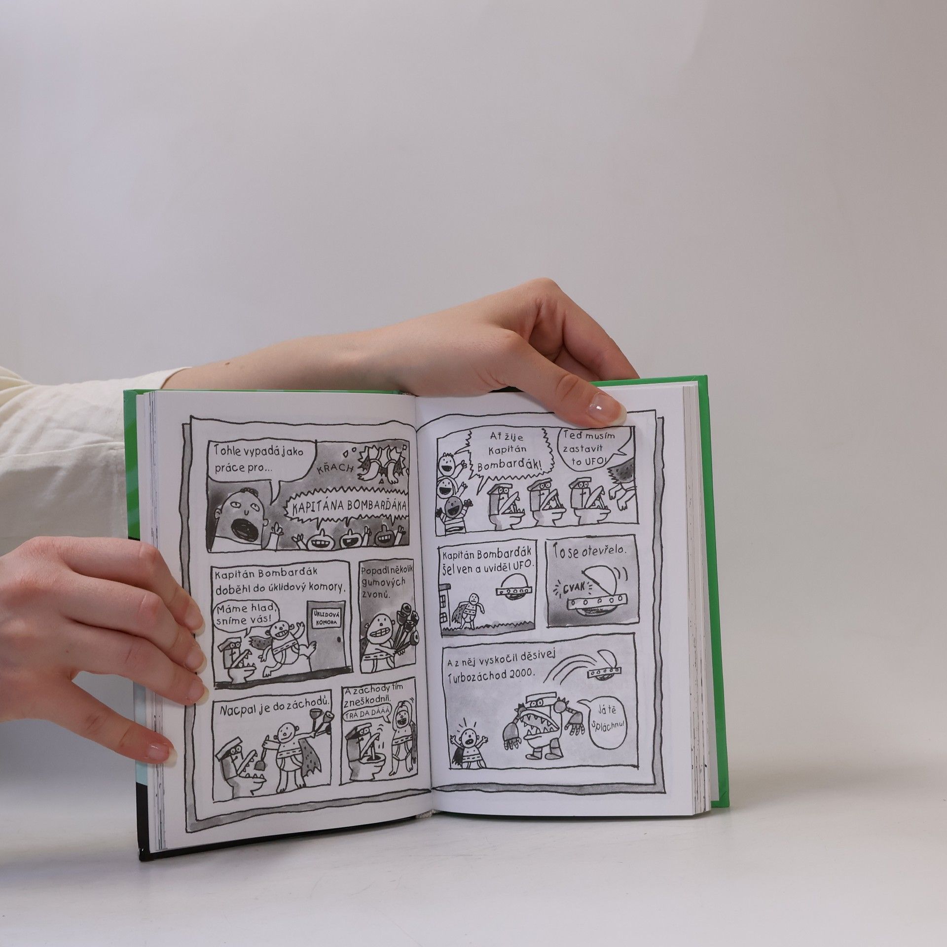 Dav Pilkey Kapitán Bombarďák a útok mluvících záchodů