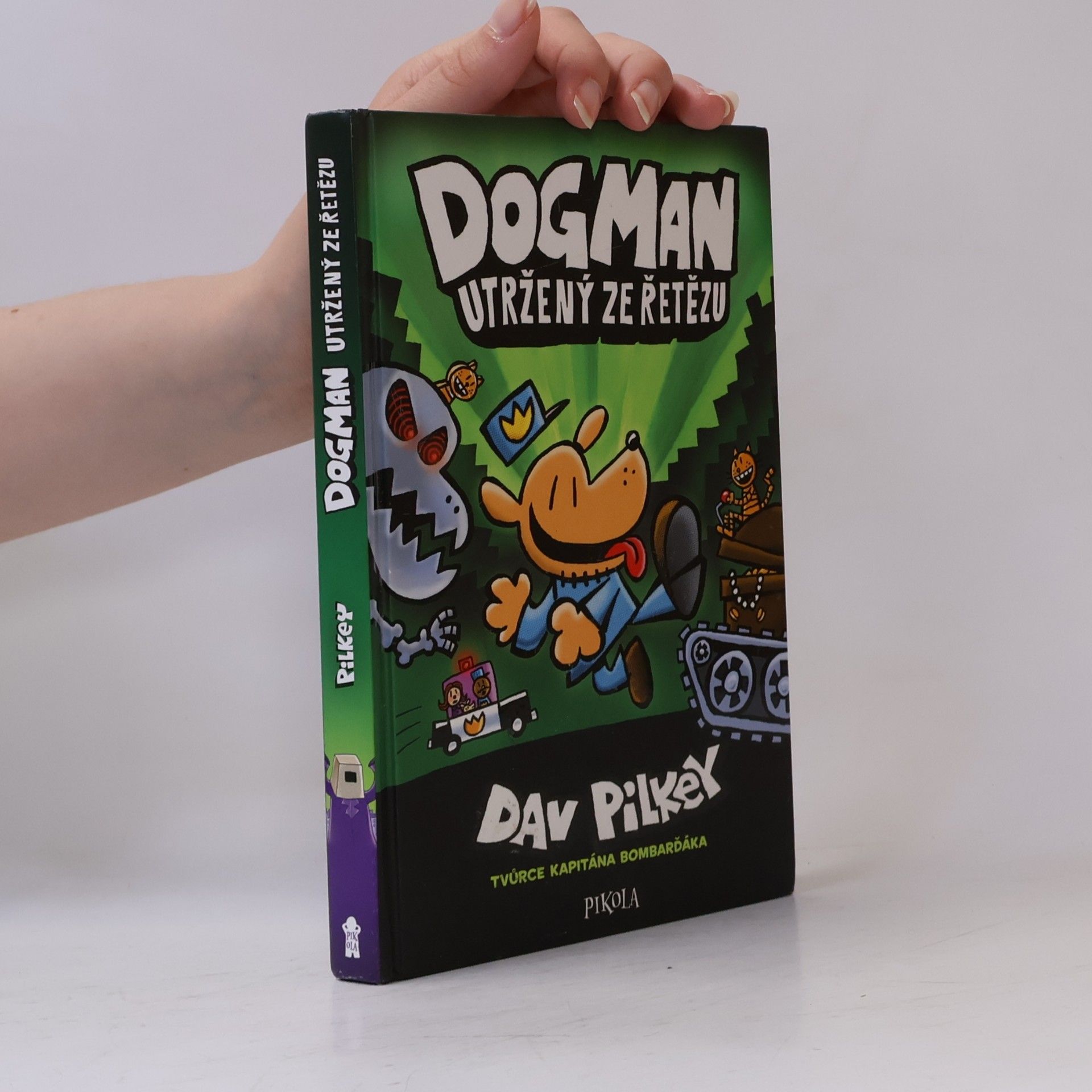 Dav Pilkey Dogman utržený ze řetězu