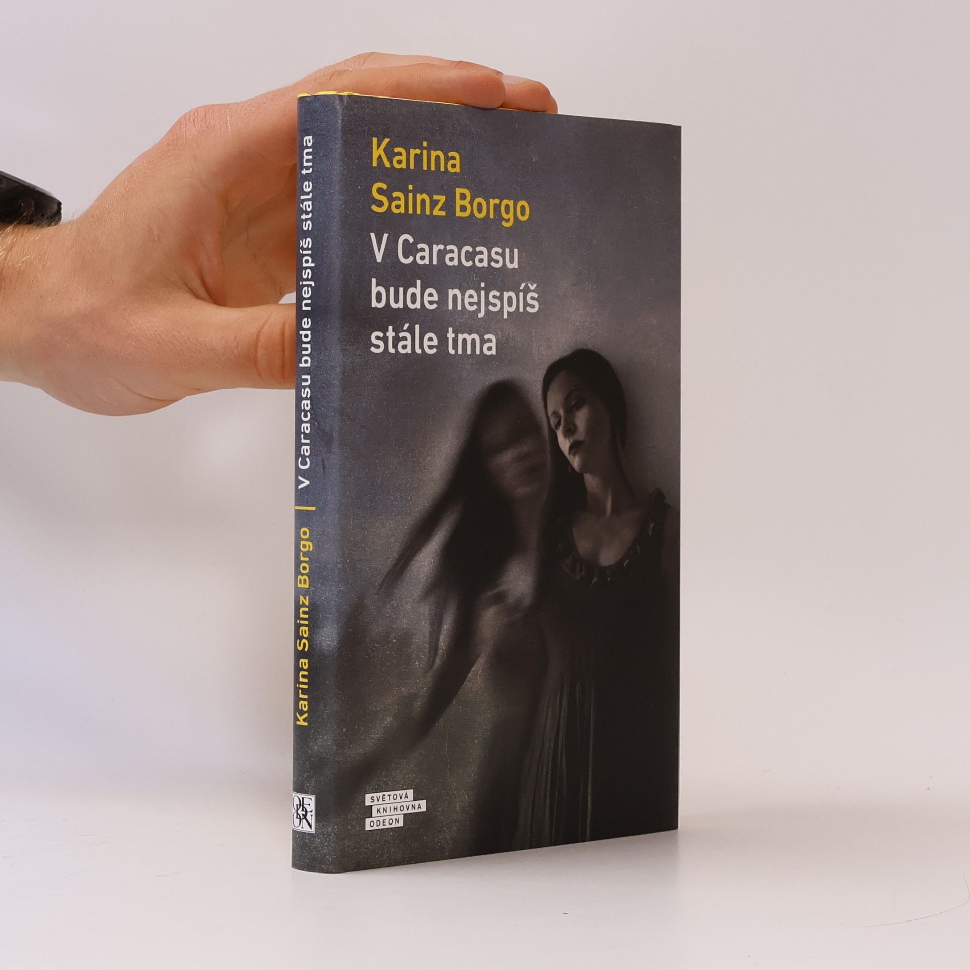 Karina Sainz Borgo V Caracasu bude nejspíš stále tma