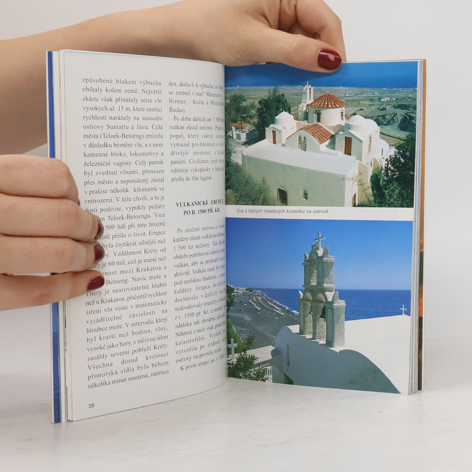 Autorenkollektiv Santorini. Slunce a láva
