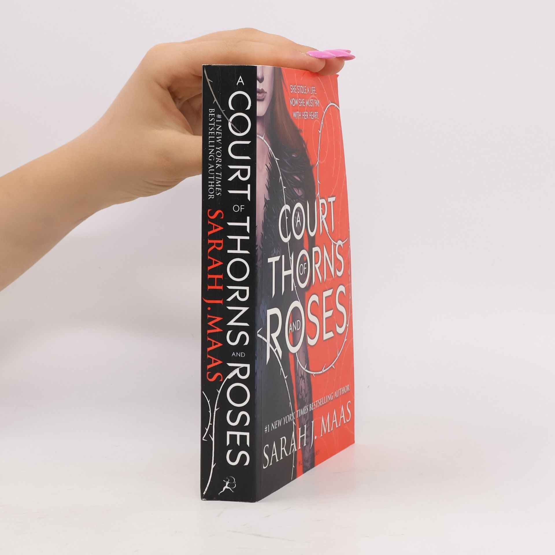 Sarah J. Maas A Court of Thorns and Roses
