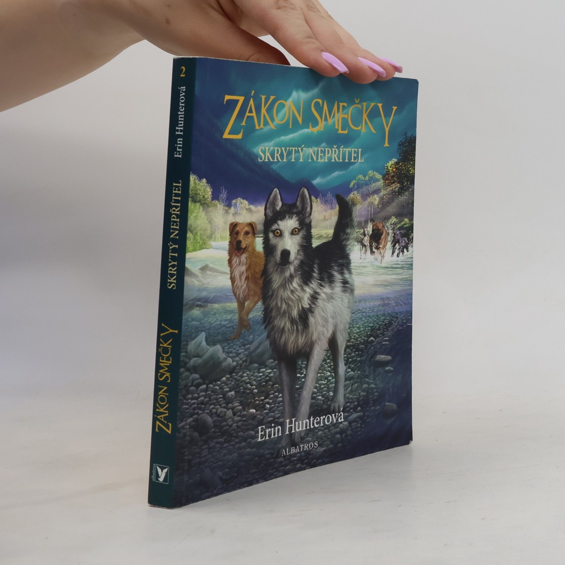 Erin Hunter Zákon smečky: Skrytý nepřítel