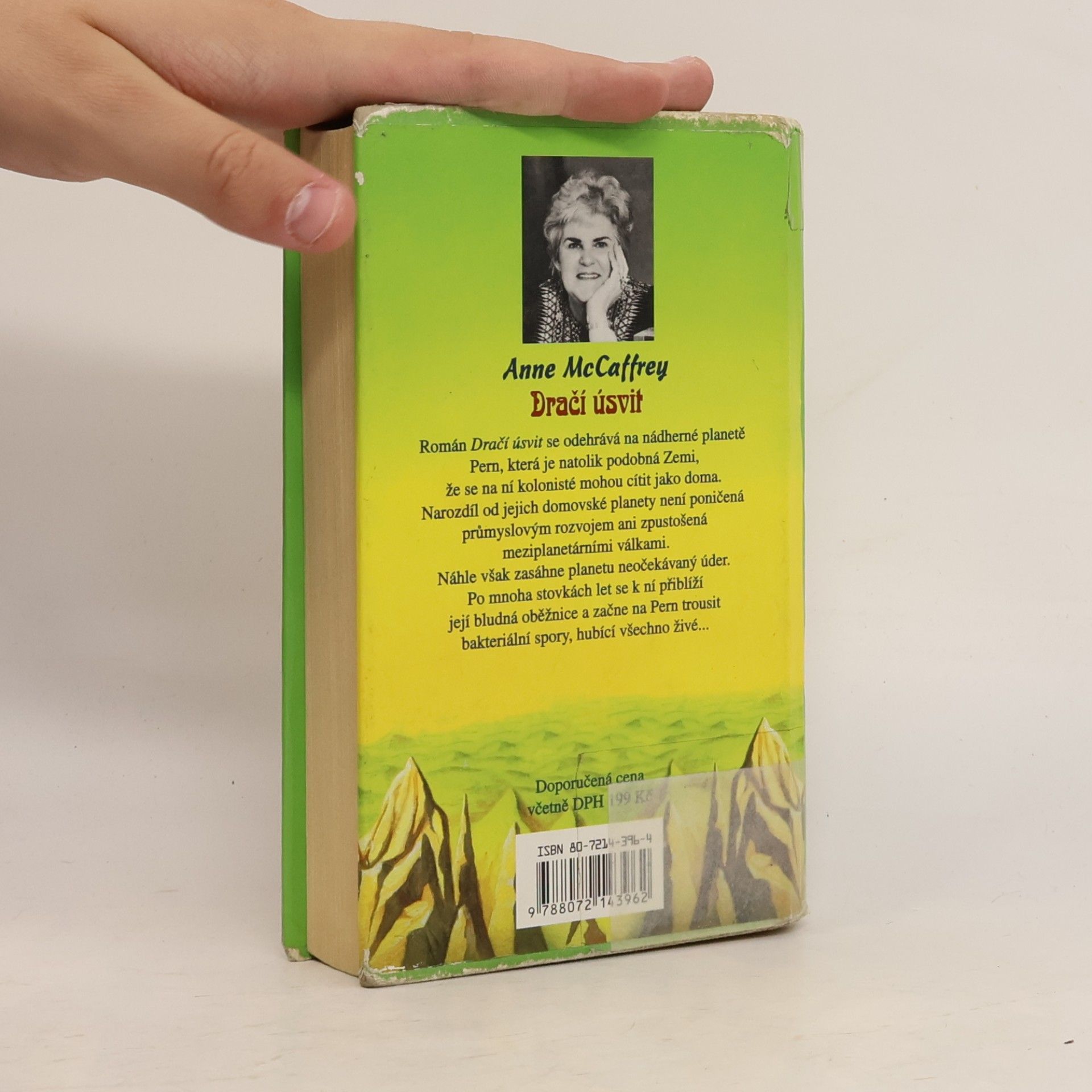 Anne McCaffrey Dračí úsvit