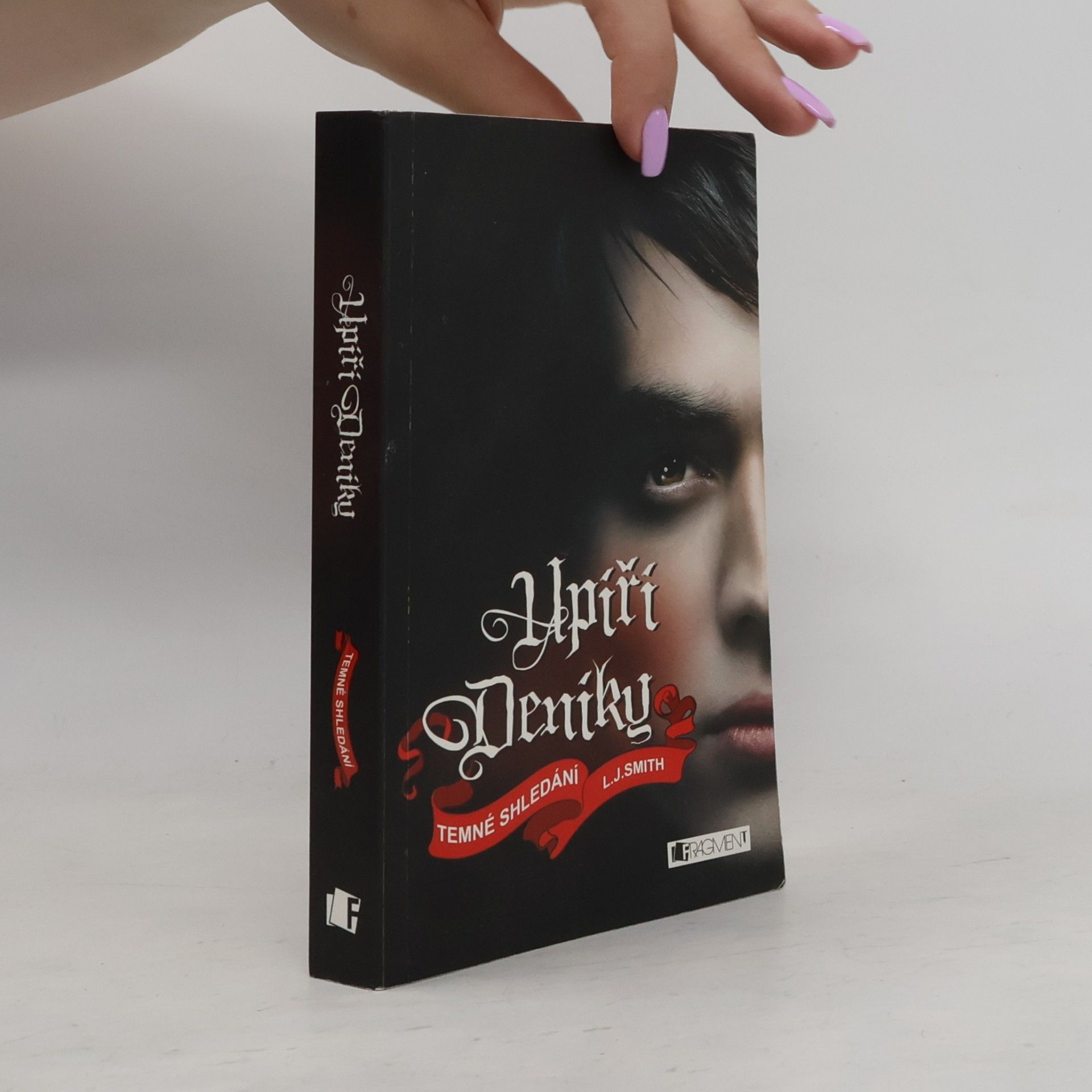 L. J. Smithová  Upíří deníky. Temné shledání