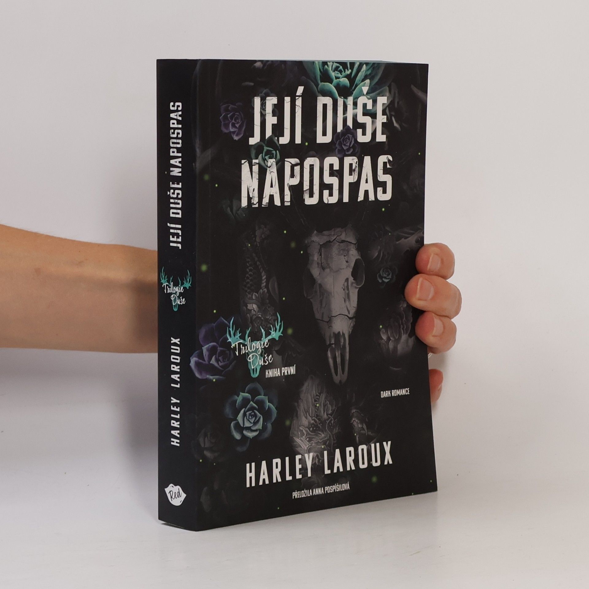 Harley Laroux Její duše napospas