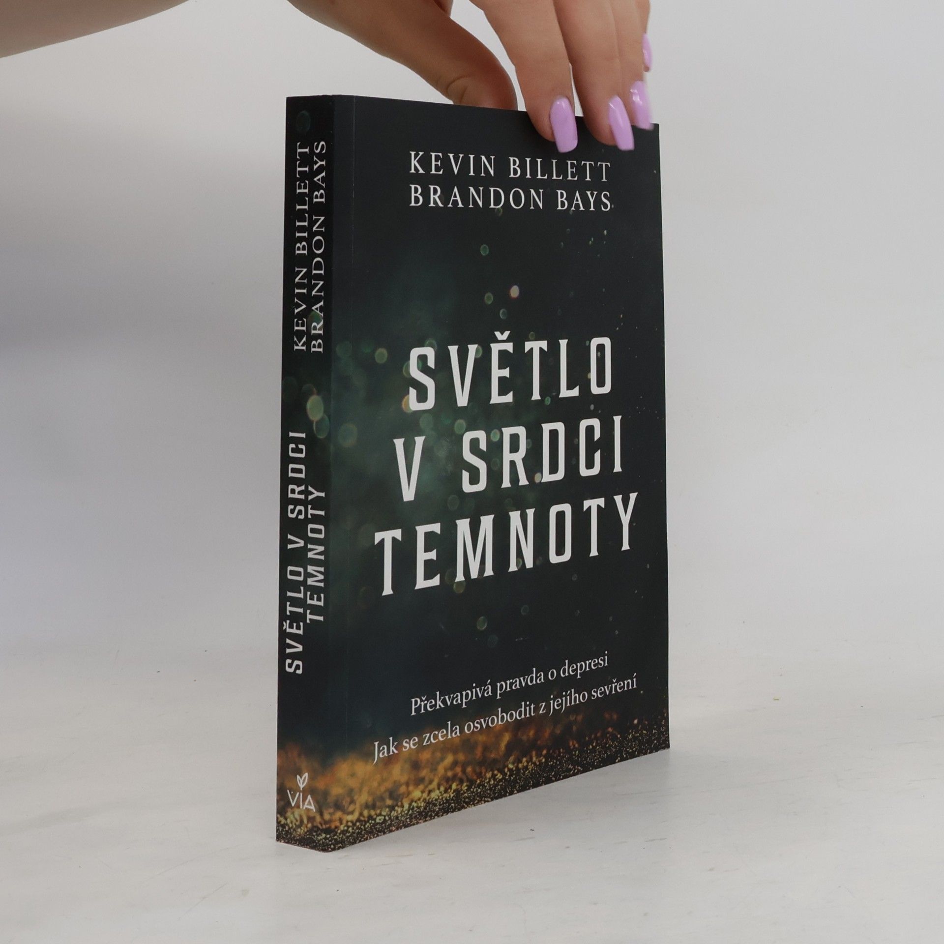 Světlo v srdci temnoty