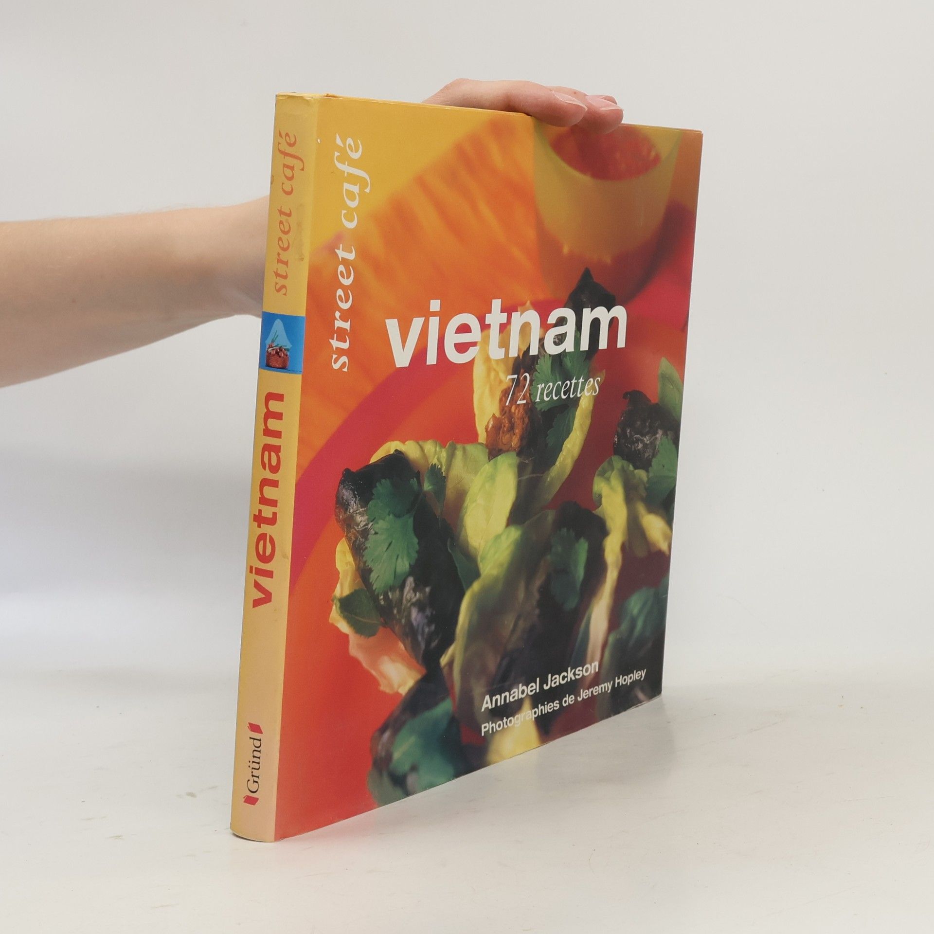 Annabel Jackson Street café Vietnam