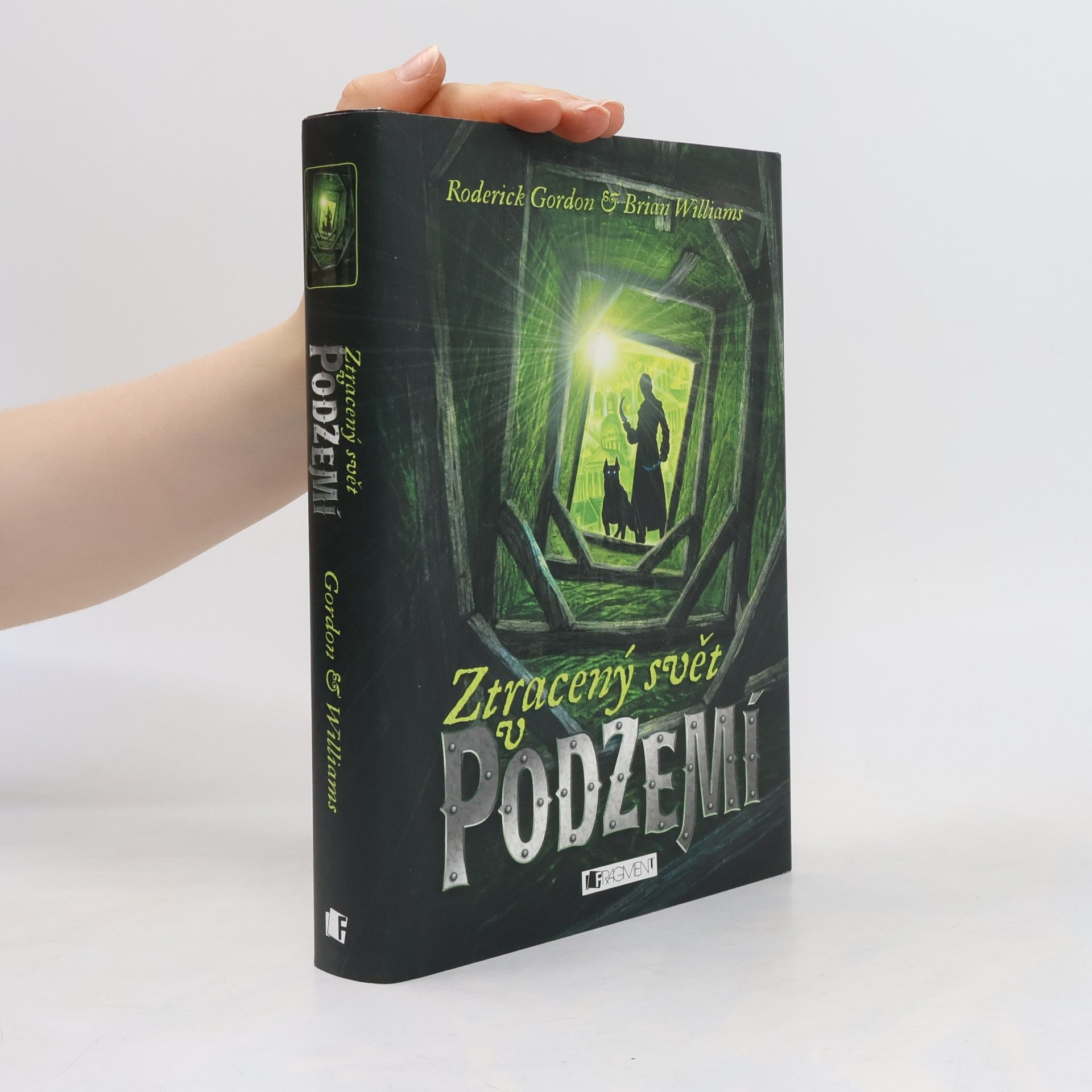 Roderick Gordon Ztracený svět v podzemí