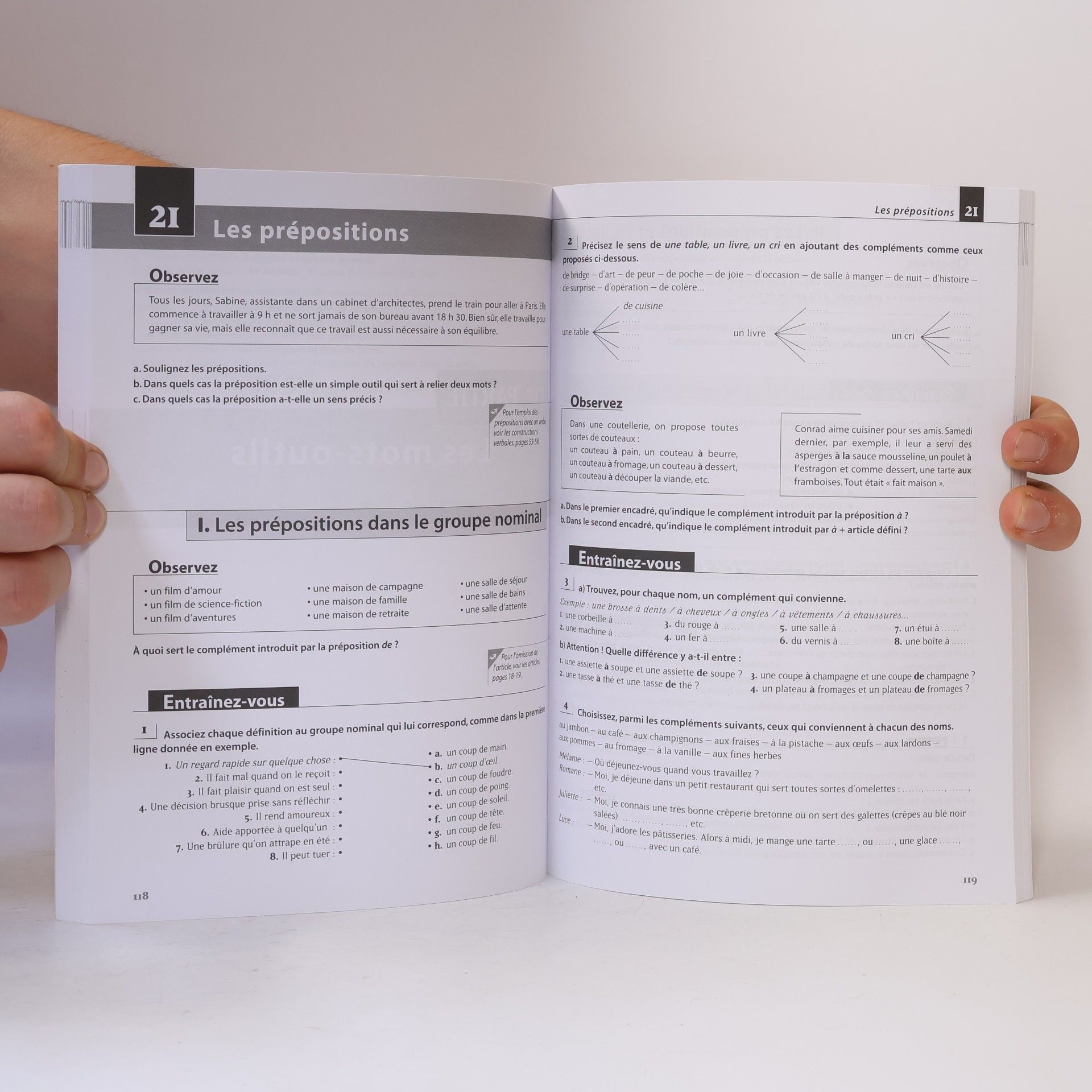 Avec Corrigés Les 500 exercices de grammaire. B1