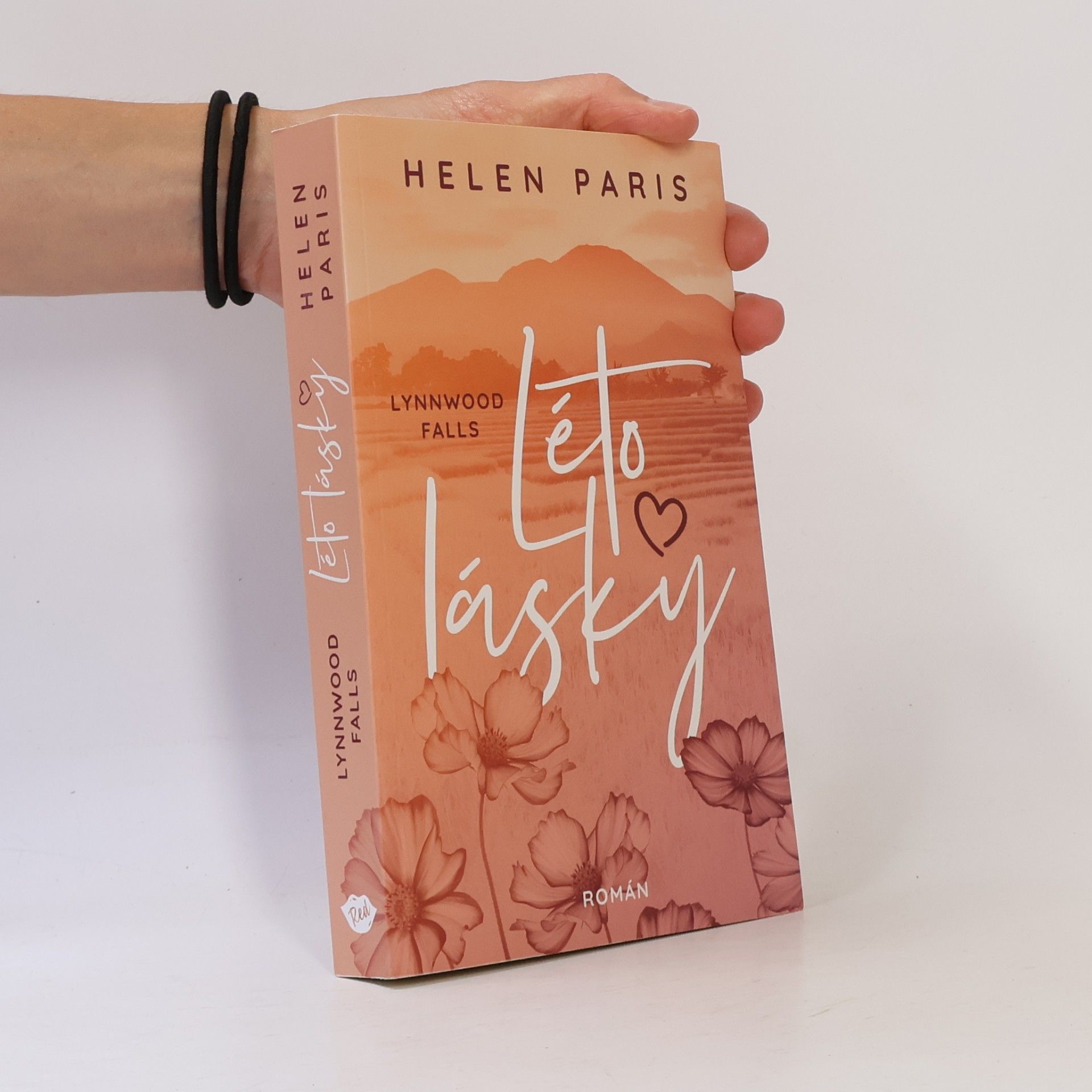 Helen Paris Léto lásky