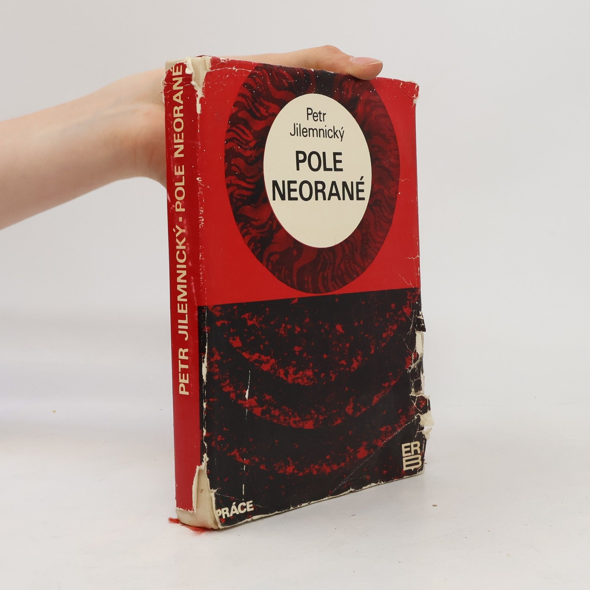 Pole neorané
