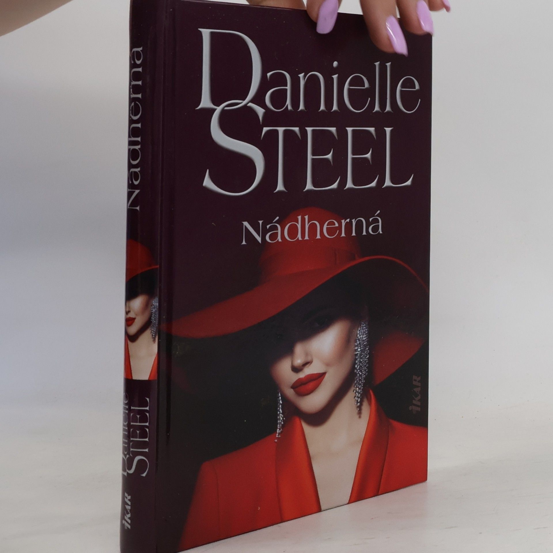 Danielle Steel Nádherná