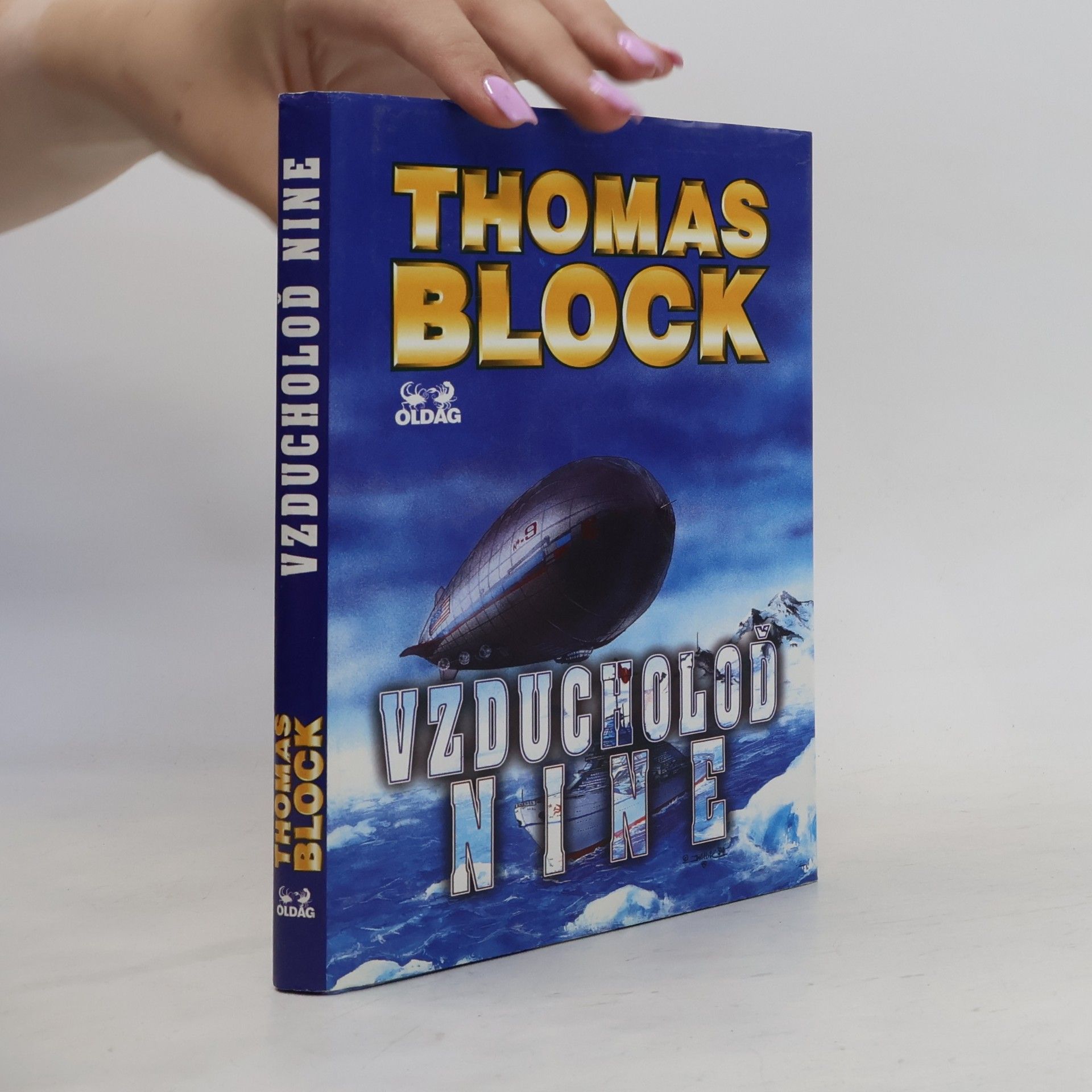 Thomas Block Vzducholoď Nine