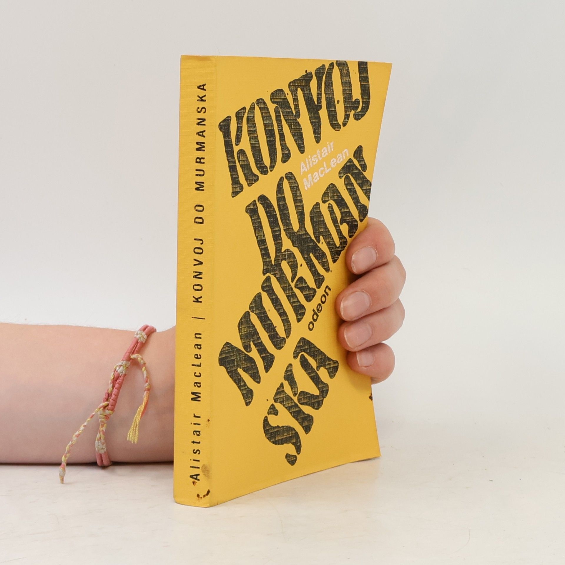 Alistair MacLean Konvoj do Murmanska